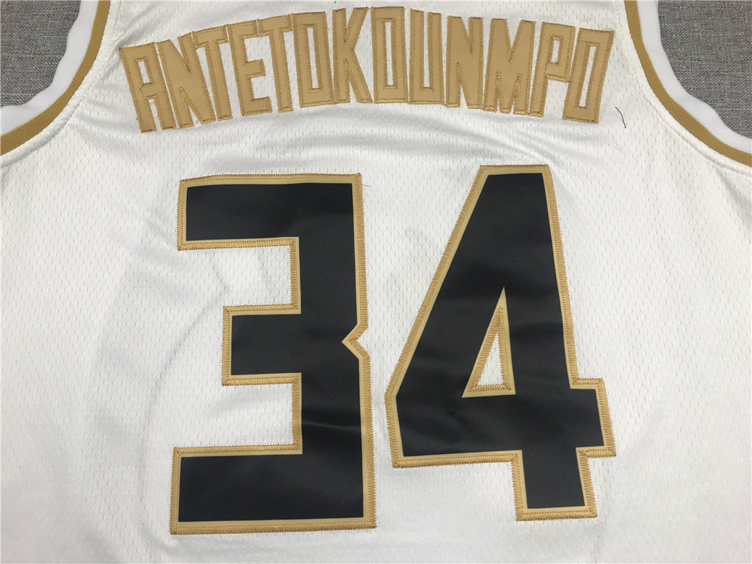 Men's Milwaukee Bucks Giannis Antetokounmpo #34 White Swingman Jersey