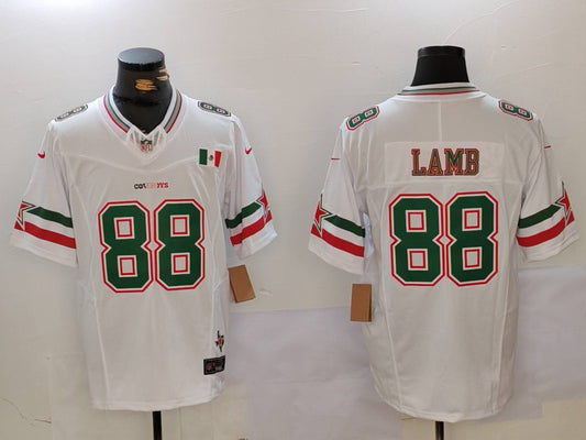 Men's Dallas Cowboys CeeDee Lamb #88 White Vapor F.U.S.E. Limited Jersey