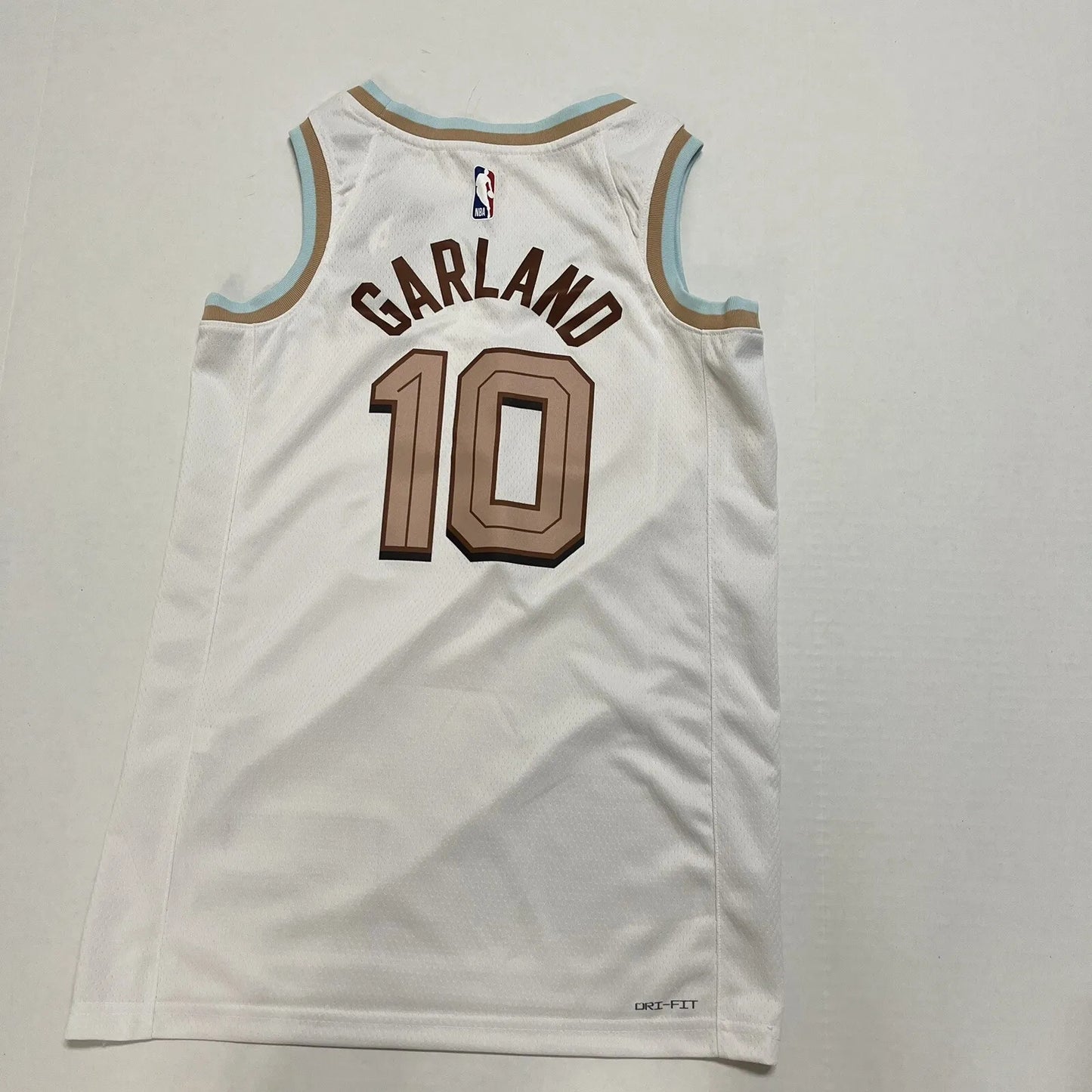 Men's Cleveland Cavaliers Darius Garland #10 White Swingman Jersey - City Edition