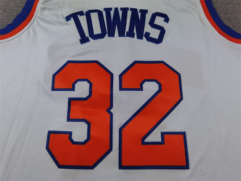 Men's New York Knicks Karl-Anthony Towns #32 White Swingman Jersey - Association Edition