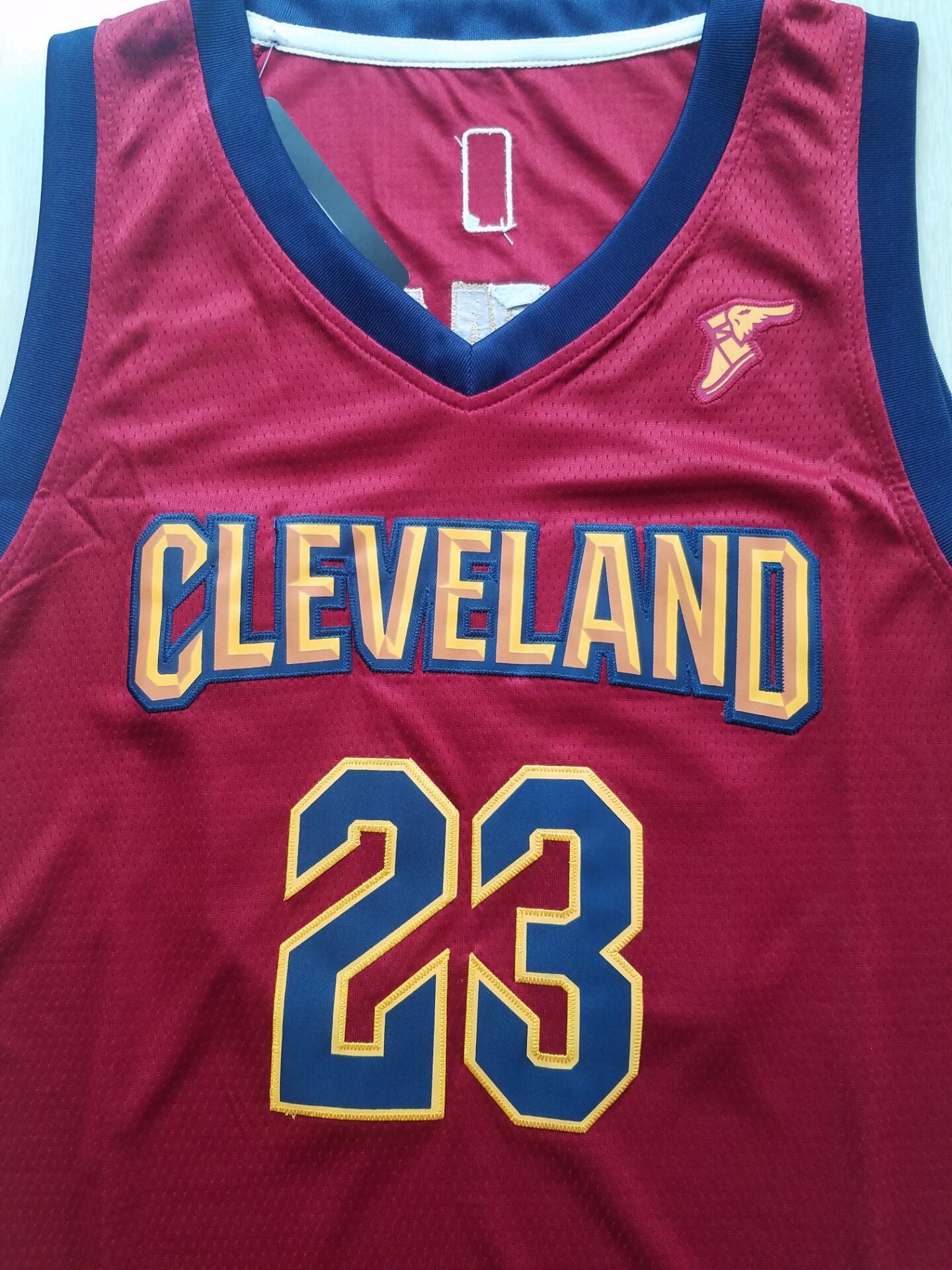 Men's Cleveland Cavaliers LeBron James #23 Red Swingman Player Jersey