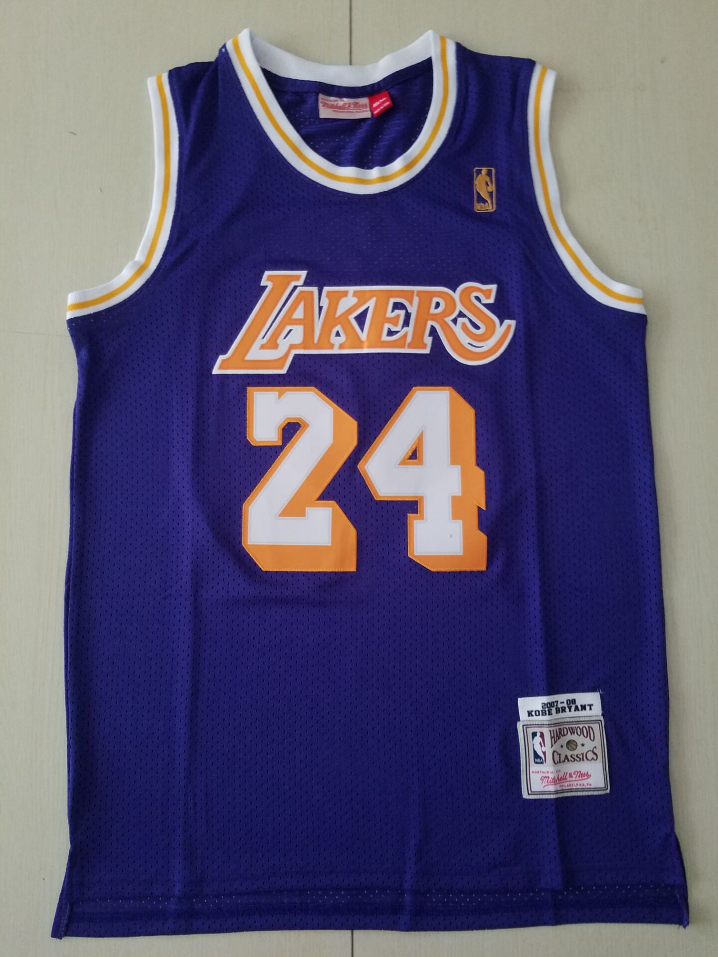 Men's Los Angeles Lakers Kobe Bryant 2007-08 Hardwood Classics Swingman Jersey