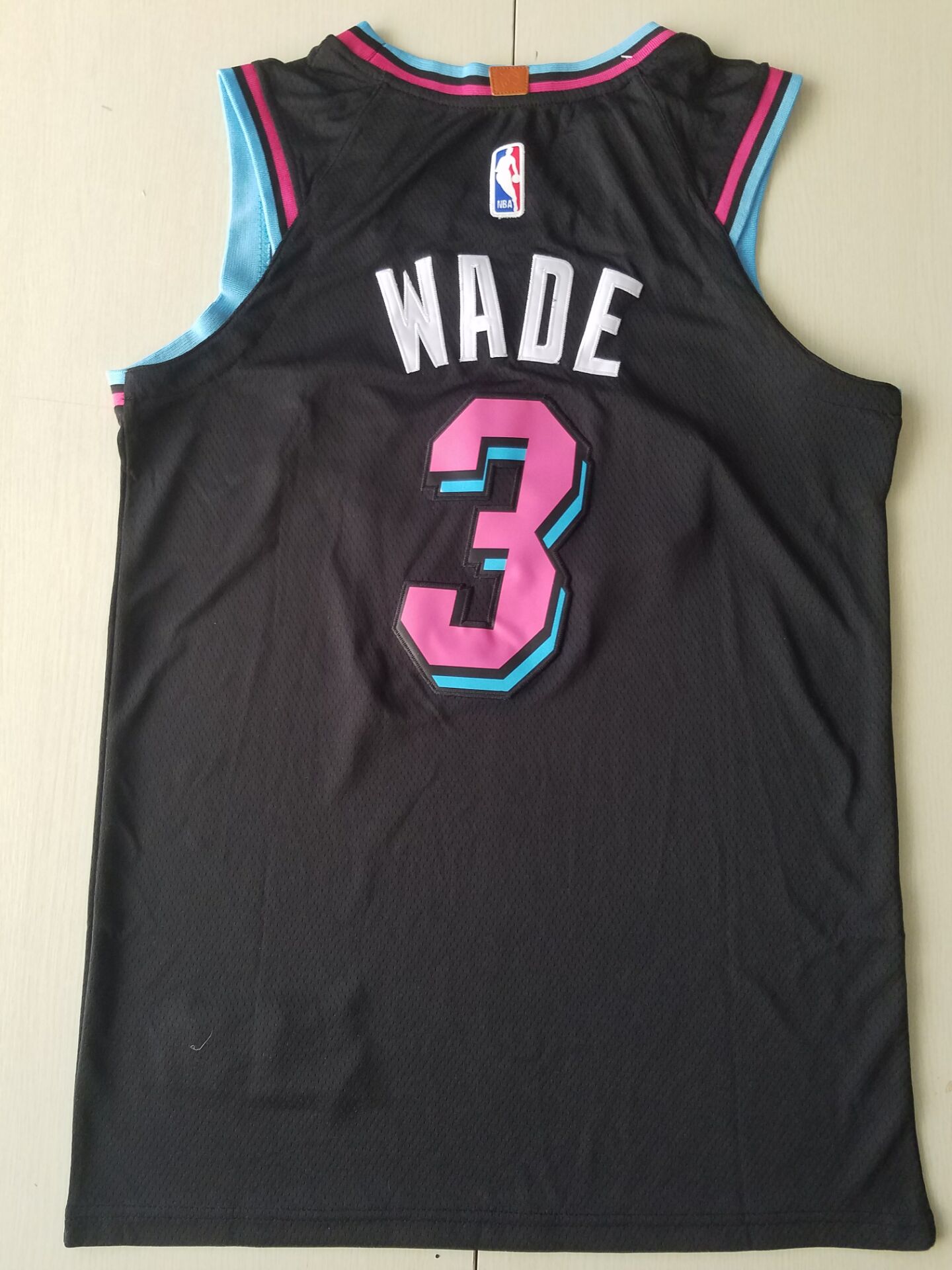 Men's Miami Heat Dwyane Wade #3 Black Swingman Player Jersey