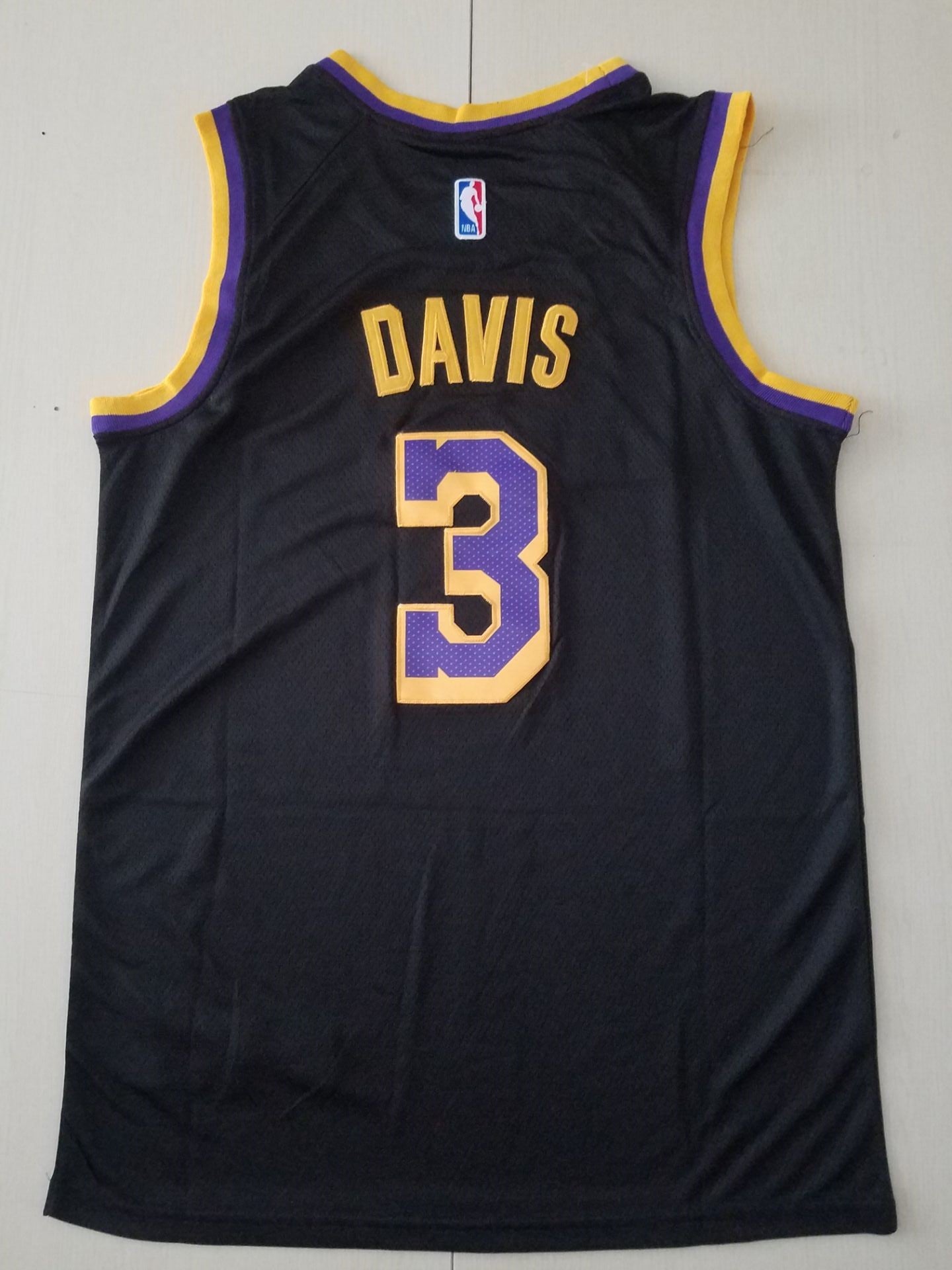 Men's Los Angeles Lakers Anthony Davis Black 2020/21 Swingman Player Jersey