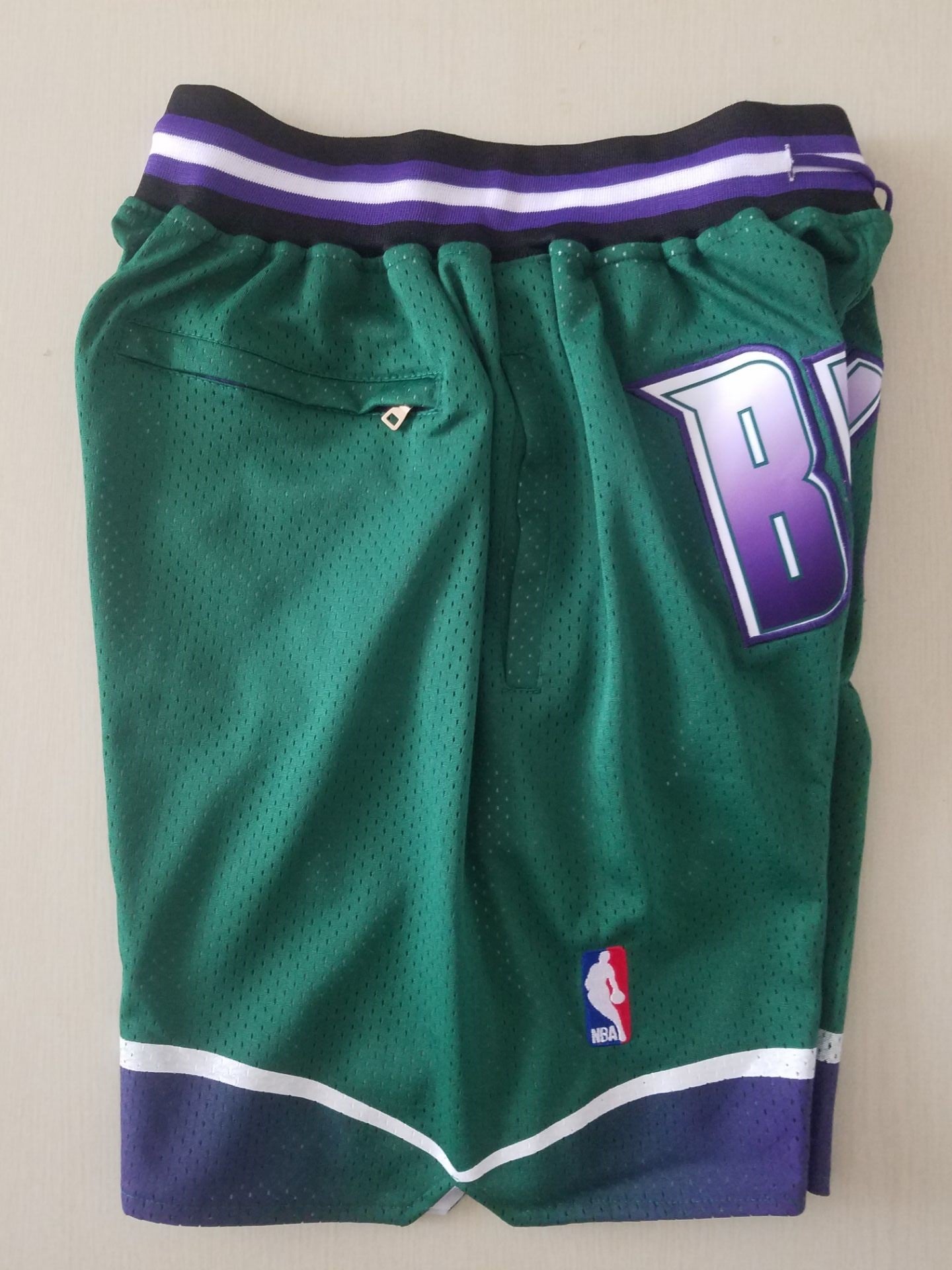 Men's Milwaukee Bucks Basketball Shorts With pocket Vintage Green