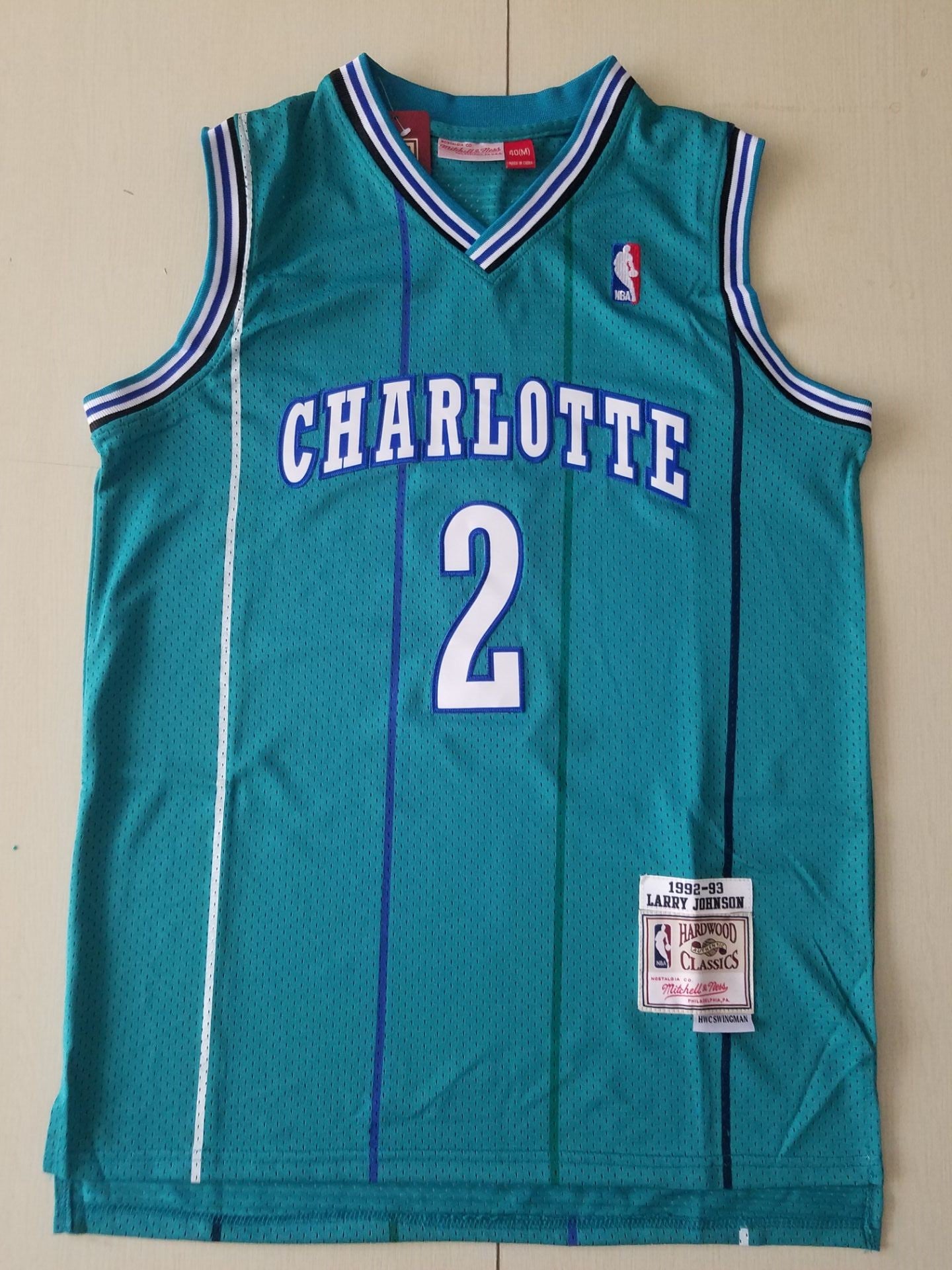 Men's Charlotte Hornets Larry Johnson 1992-93 Hardwood Classics Swingman Jersey