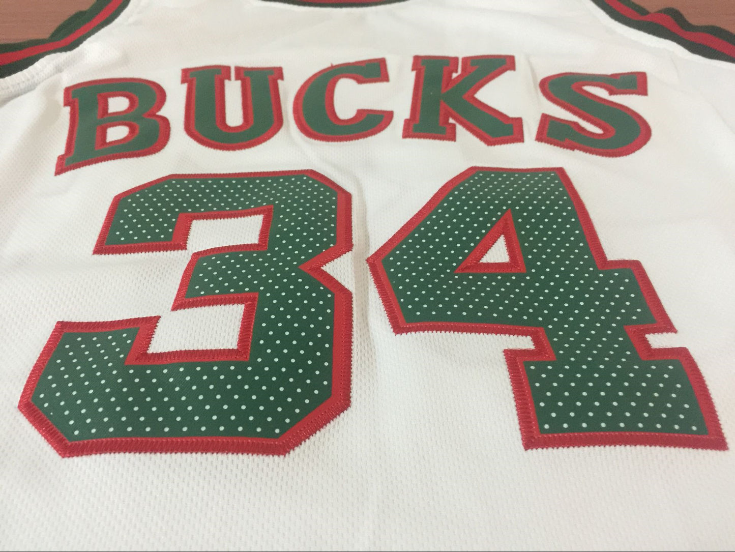 Men's Milwaukee Bucks Giannis Antetokounmpo #34 NBA Jersey - Retro White