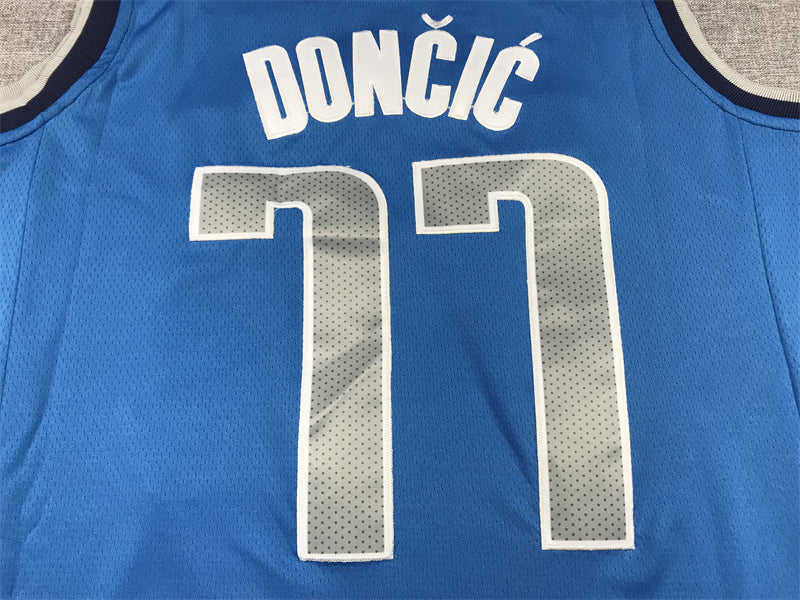 Men's Dallas Mavericks Luka Doncic #77 Royal 2022/23 Swingman Jersey - Icon Edition