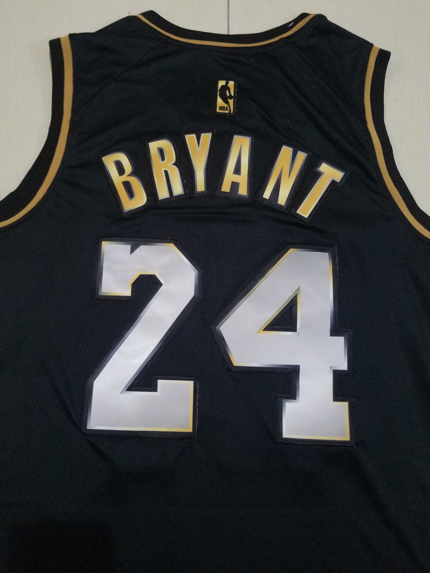 Men's Los Angeles Lakers Kobe Bryant #24 NBA Black Player Jersey