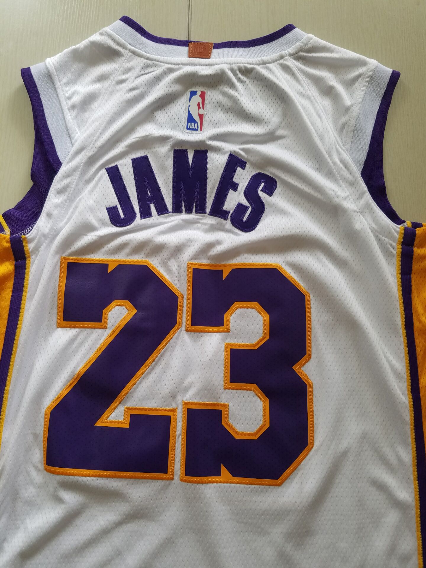 Men's Los Angeles Lakers LeBron James #23 NBA White Swingman Jersey