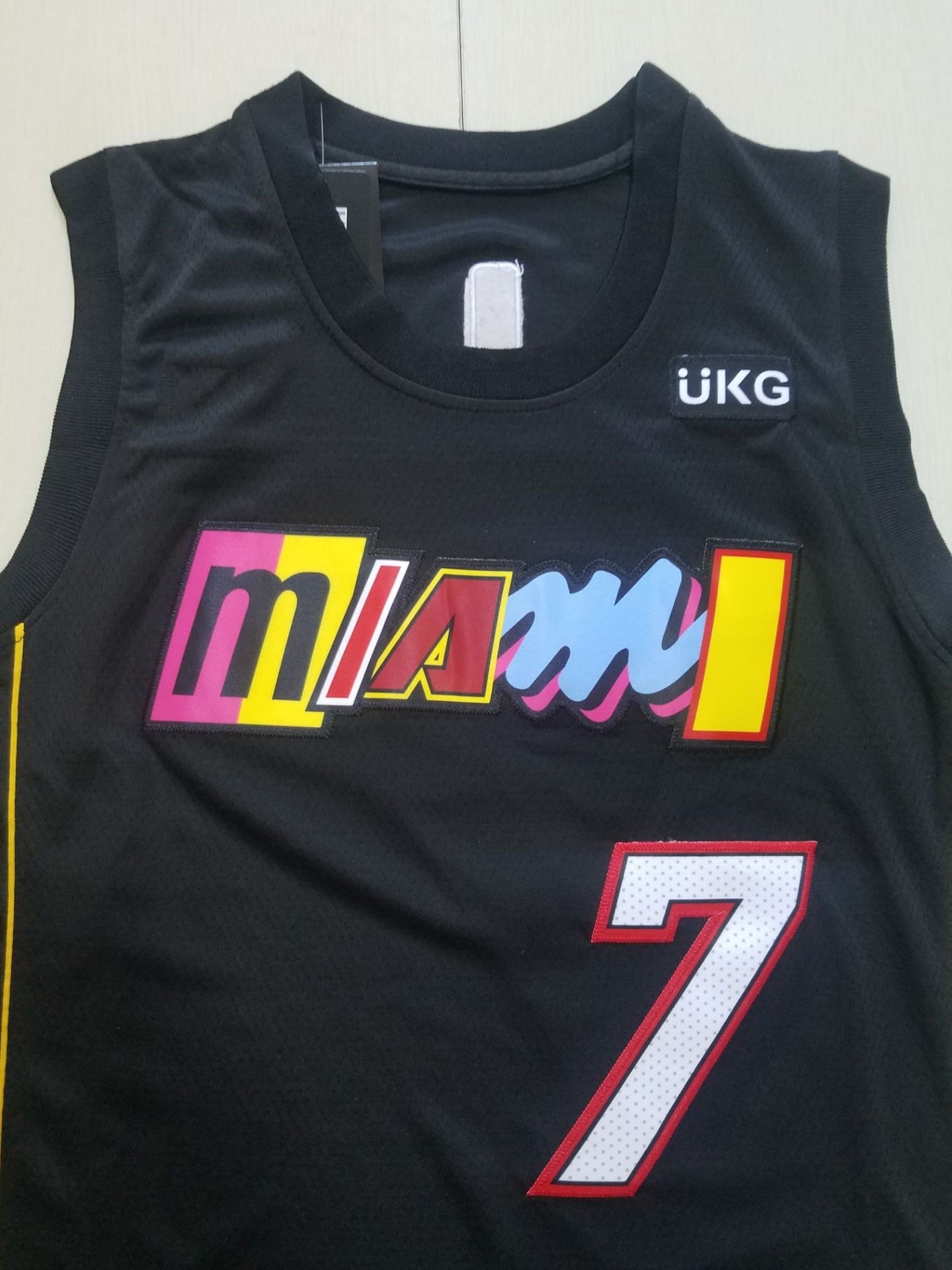 Men's Miami Heat Kyle Lowry #7 Black Swingman Player Jersey - City Edition