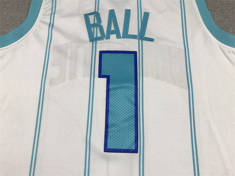 Men's Charlotte Hornets LaMelo Ball #1 White 2022/23 Swingman Jersey - Association Edition