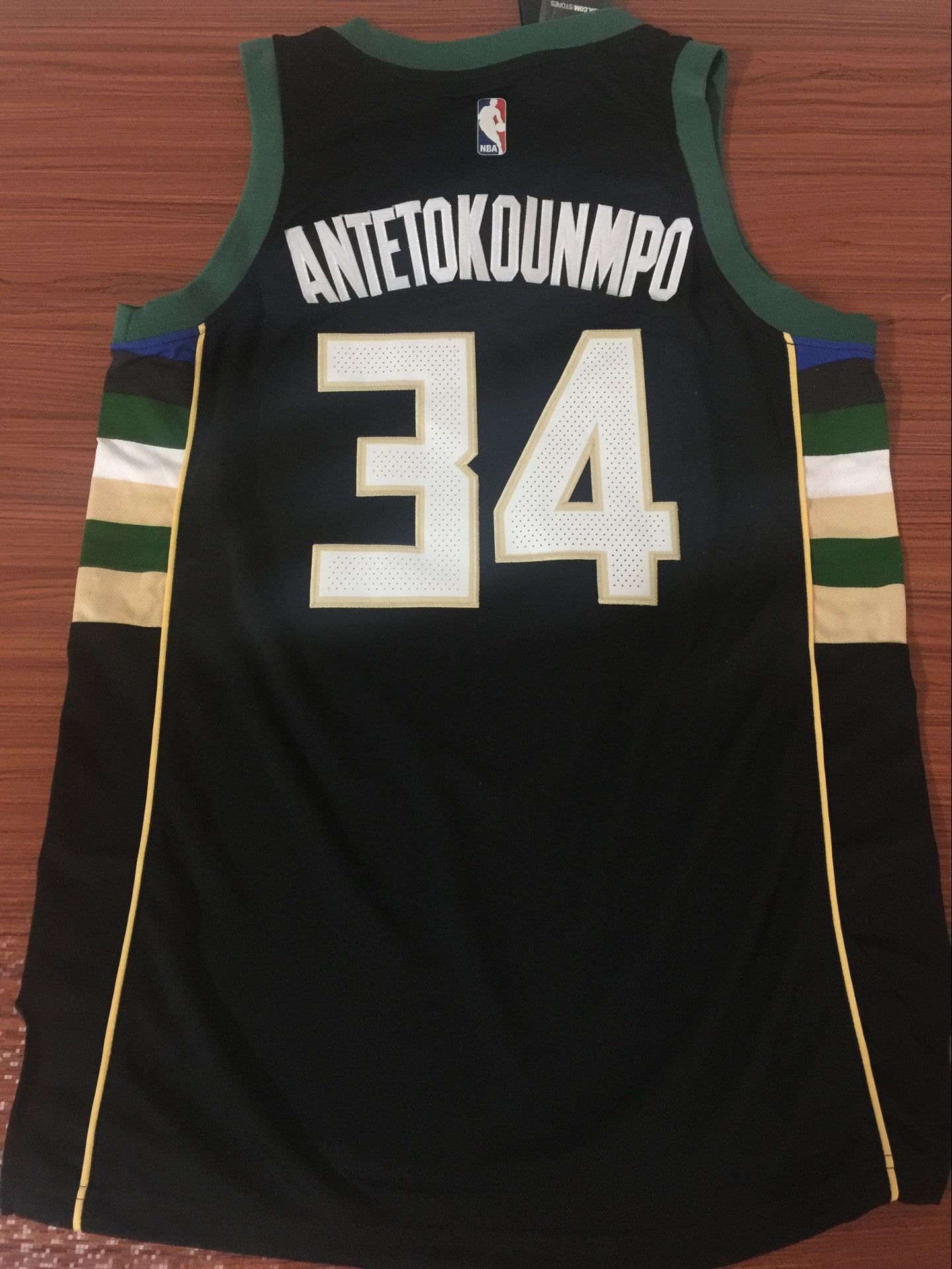 Men's Milwaukee Bucks Giannis Antetokounmpo #34 Black Player Jersey