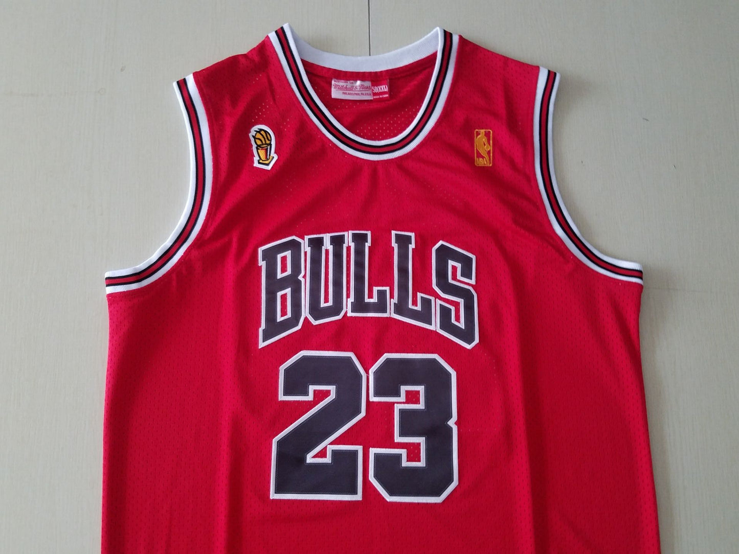 Men's Chicago Bulls Michael Jordan 1996-97 Hardwood Classics Swingman Jersey