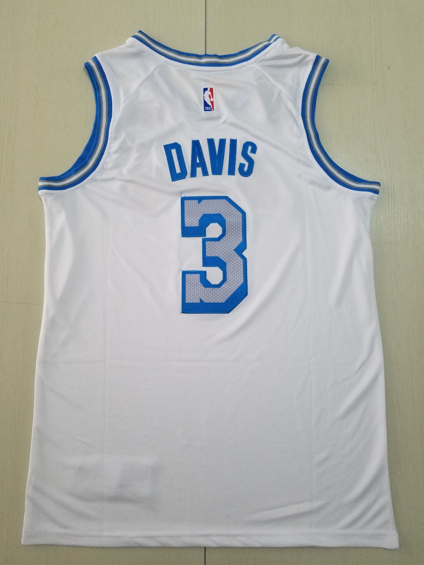 Men's Los Angeles Lakers Anthony Davis #3 White Swingman Jersey - City Edition