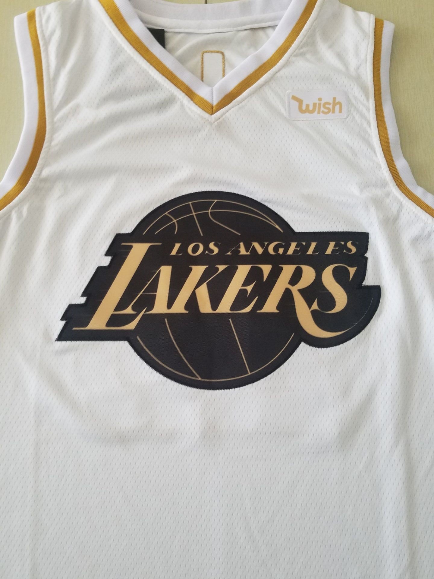 Men's Los Angeles Lakers LeBron James #23 White Swingman Jersey