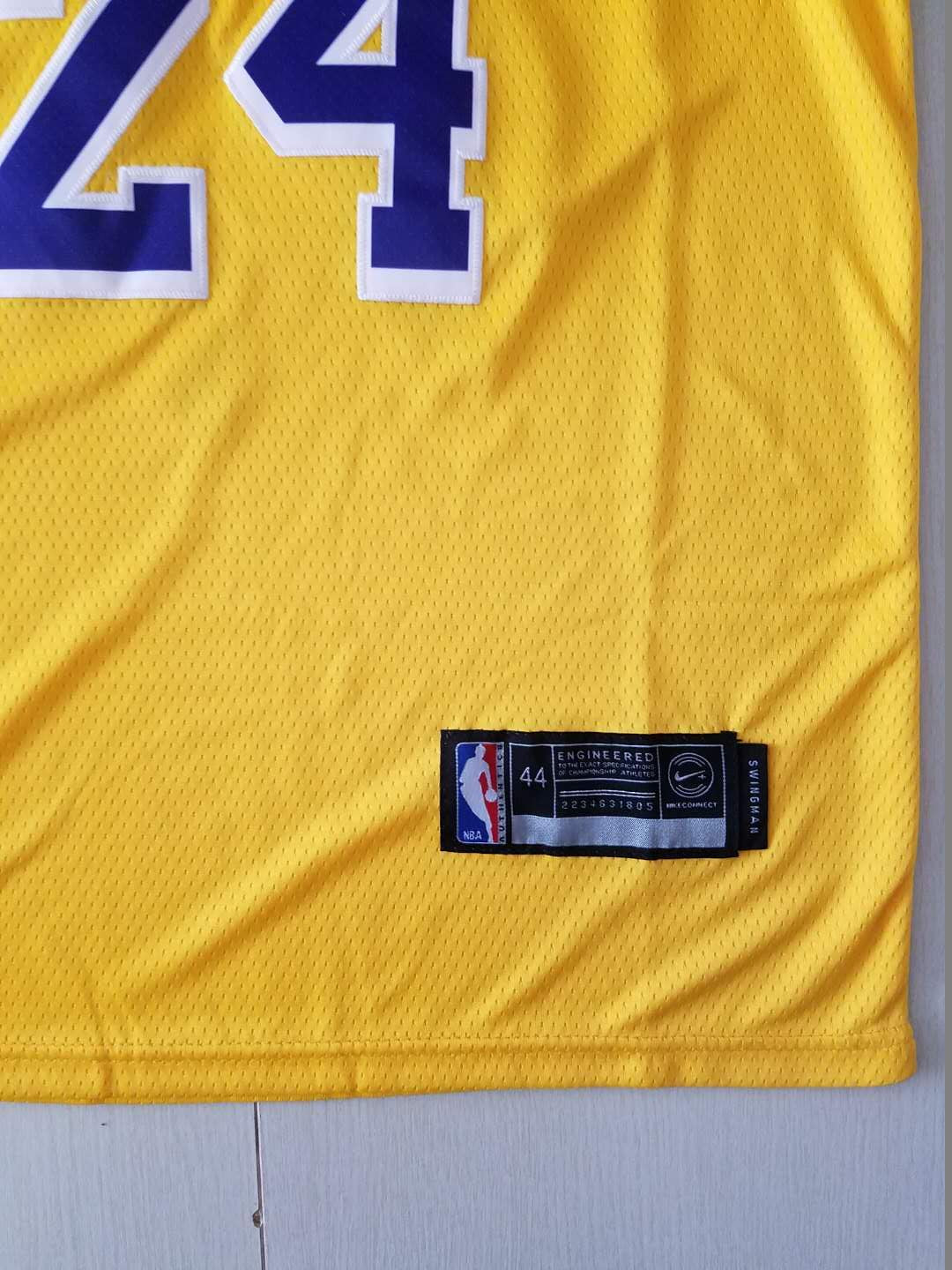 Kobe Bryant Los Angeles Lakers #24 NBA Classics Retro Jersey - Yellow