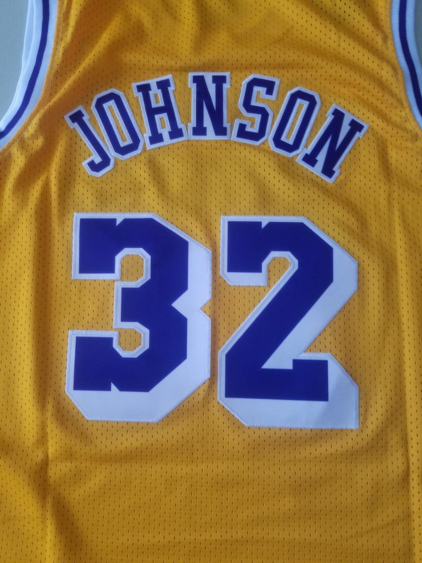 Men's Los Angeles Lakers Magic Johnson #32 Yellow Throwback Jersey