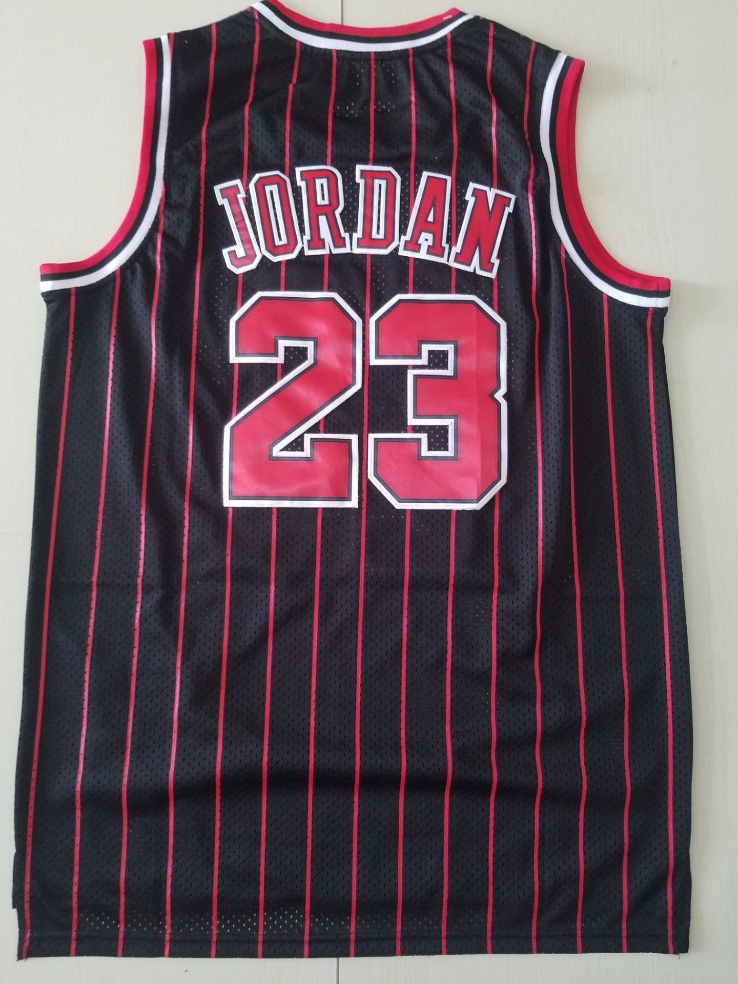 Men's Chicago Bulls Michael Jordan #23 Black Classics 1996-97 Authentic Jersey