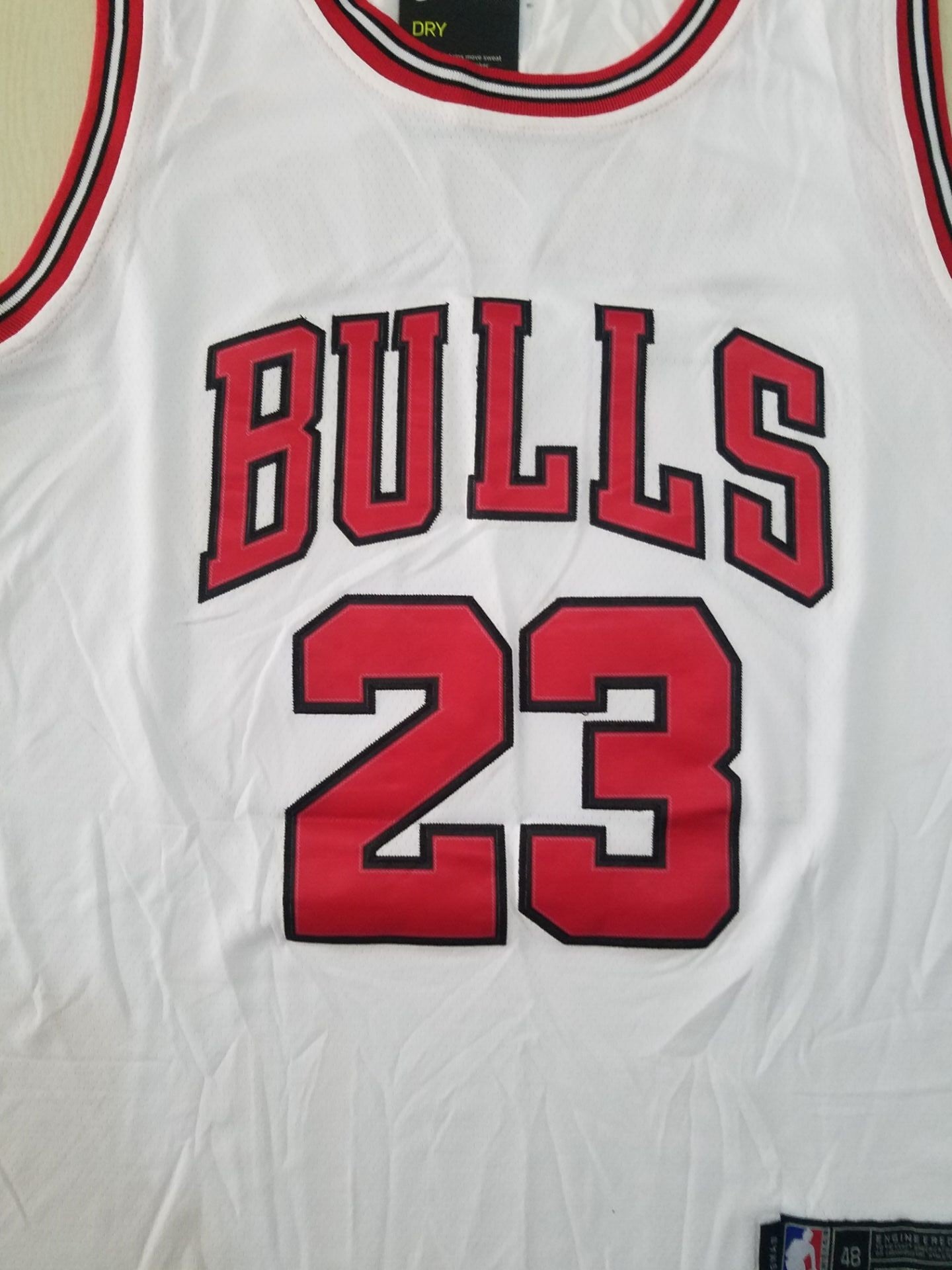 Men's Chicago Bulls Michael Jordan #23 White Fast Break Replica Player Jersey