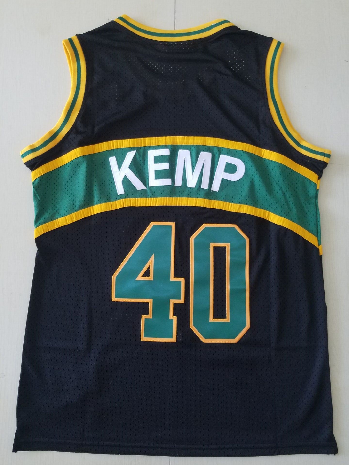 Men's Seattle Supersonics Shawn Kemp #40 Black Throwback Swingman Jersey