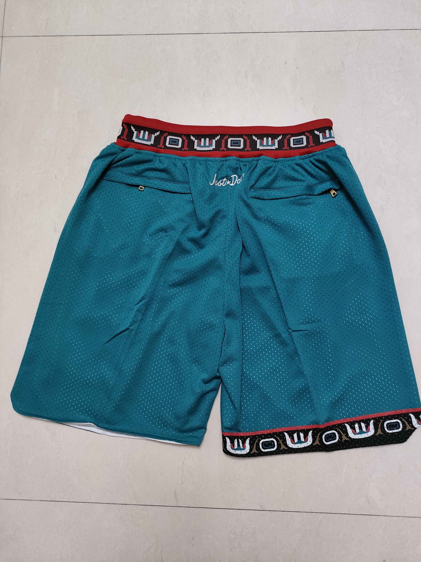 Men's Memphis Grizzlies Green Embroidered Pocket Basketball Shorts