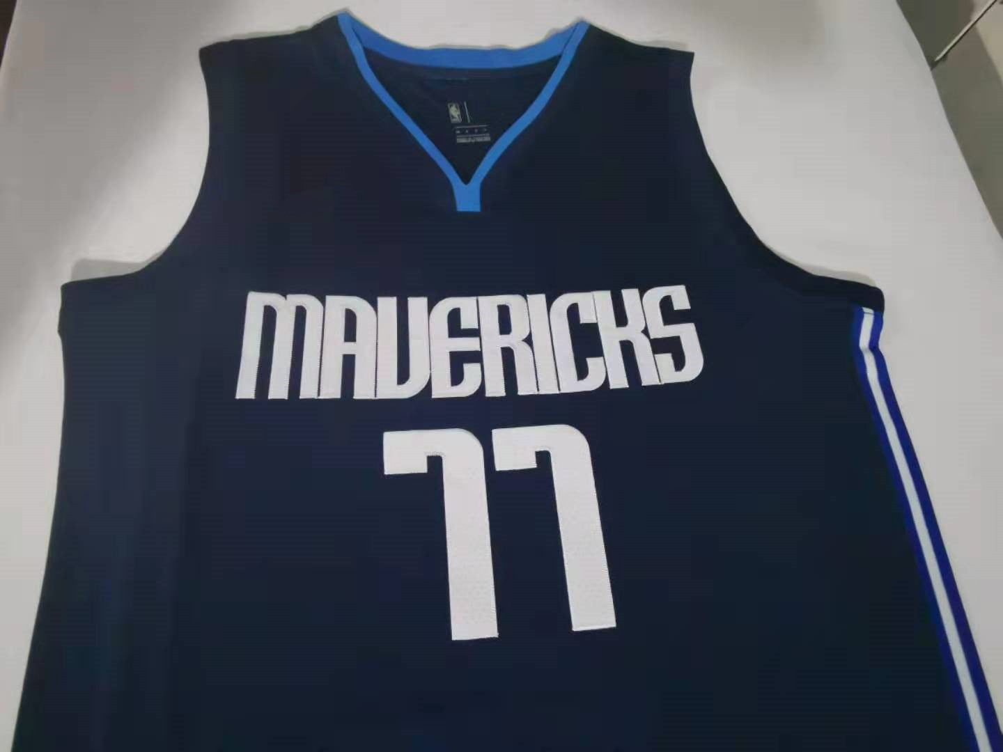 Men's Dallas Mavericks Luka Doncic #77 NBA Dark Blue Replica Jersey