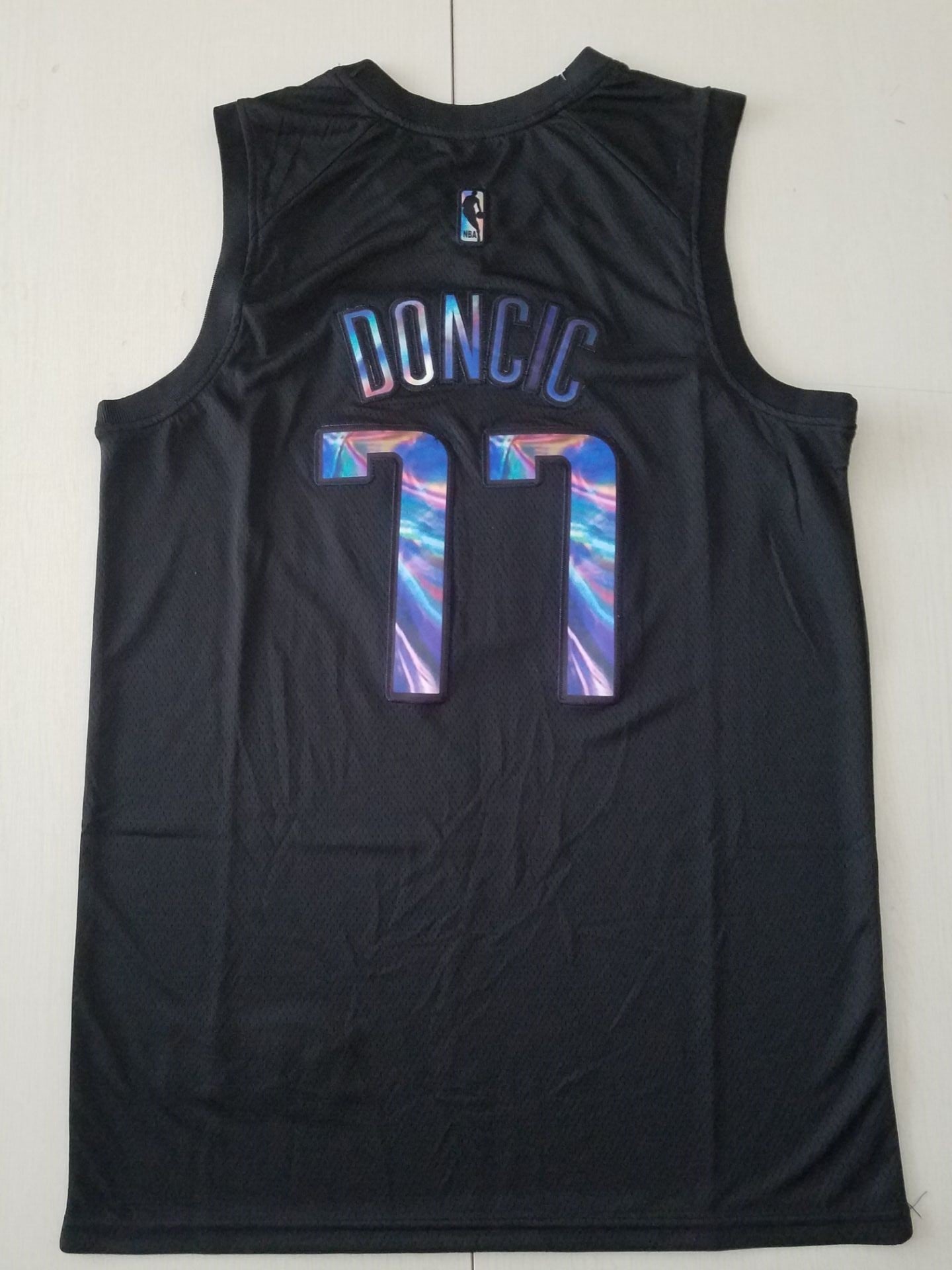 Men's Dallas Mavericks Luka Doncic #77 Black Swingman Game Jersey