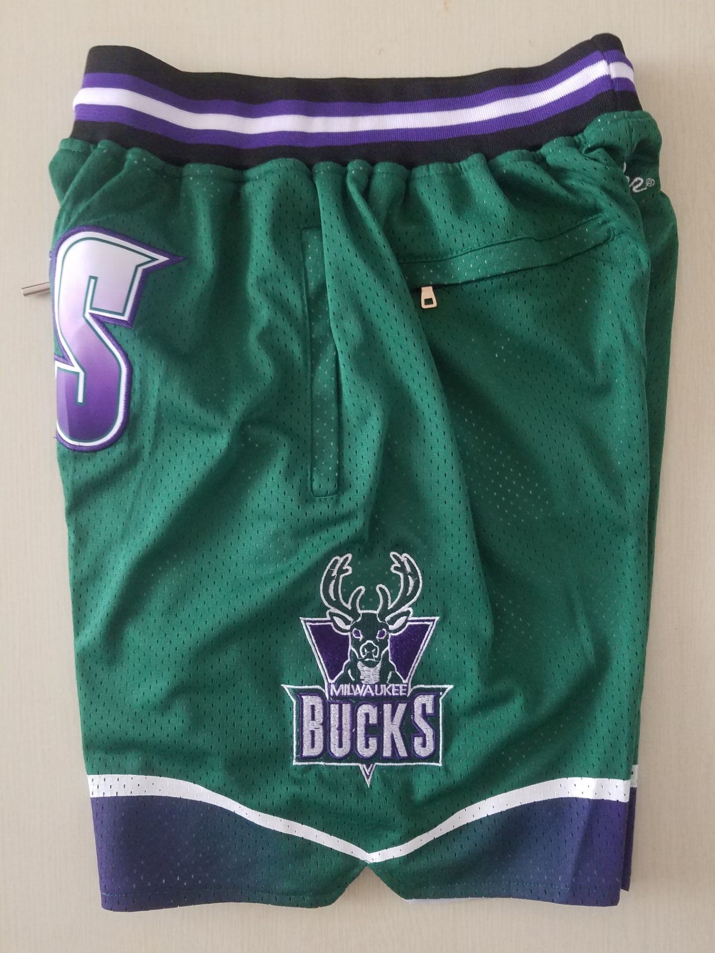 Men's Milwaukee Bucks Basketball Shorts With pocket Vintage Green