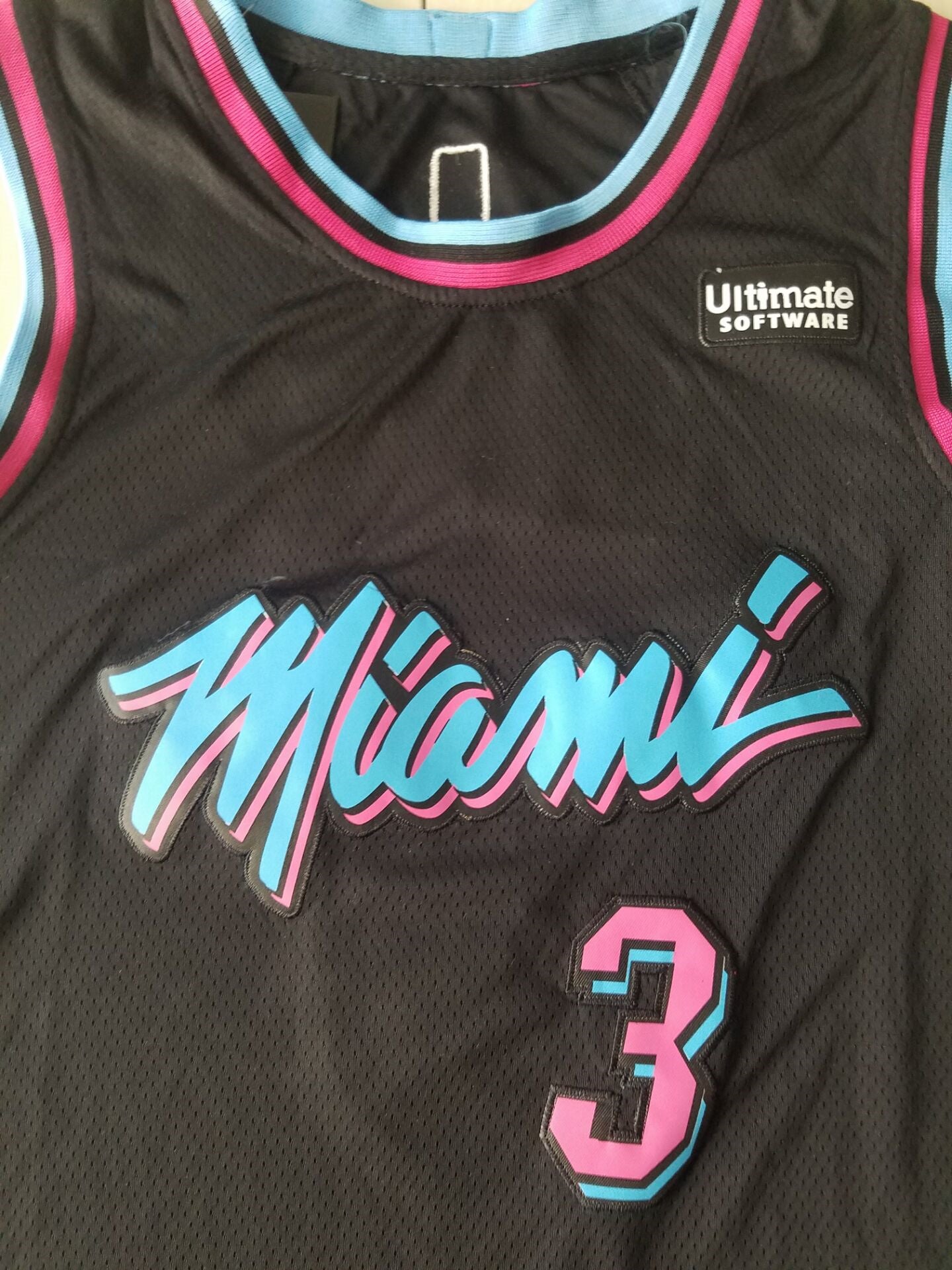 Men's Miami Heat Dwyane Wade #3 Black Swingman Player Jersey