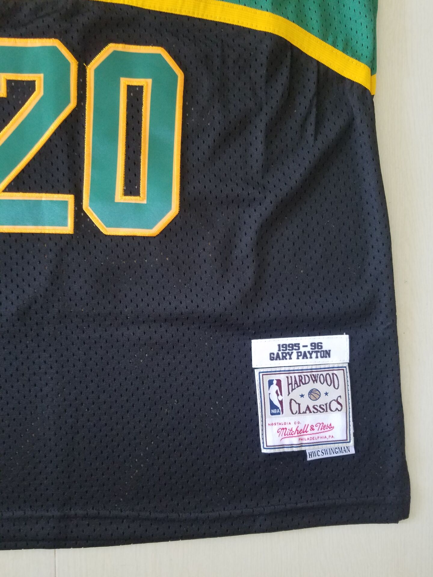 Men's Seattle Supersonics Gary Payton #20 Black Throwback Swingman Jersey