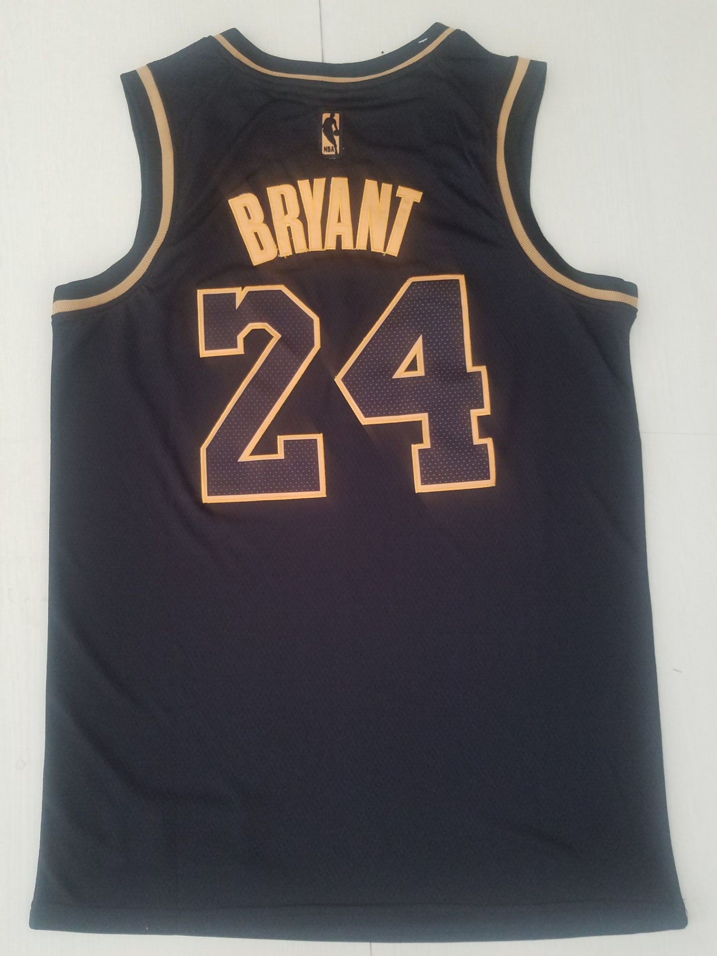 Men's Los Angeles Lakers Kobe Bryant #24 NBA Black Swingman Player Jersey