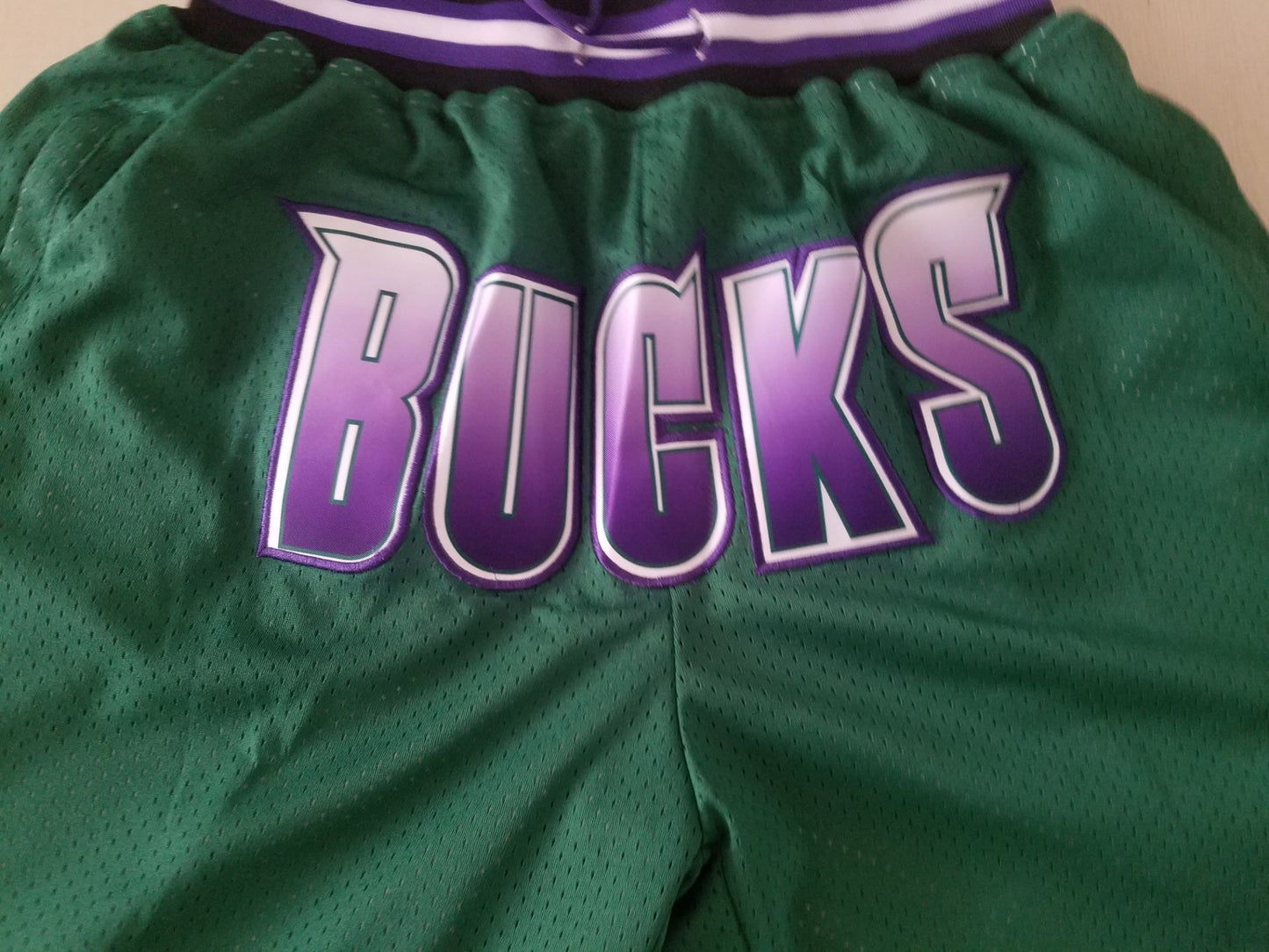 Men's Milwaukee Bucks Basketball Shorts With pocket Vintage Green