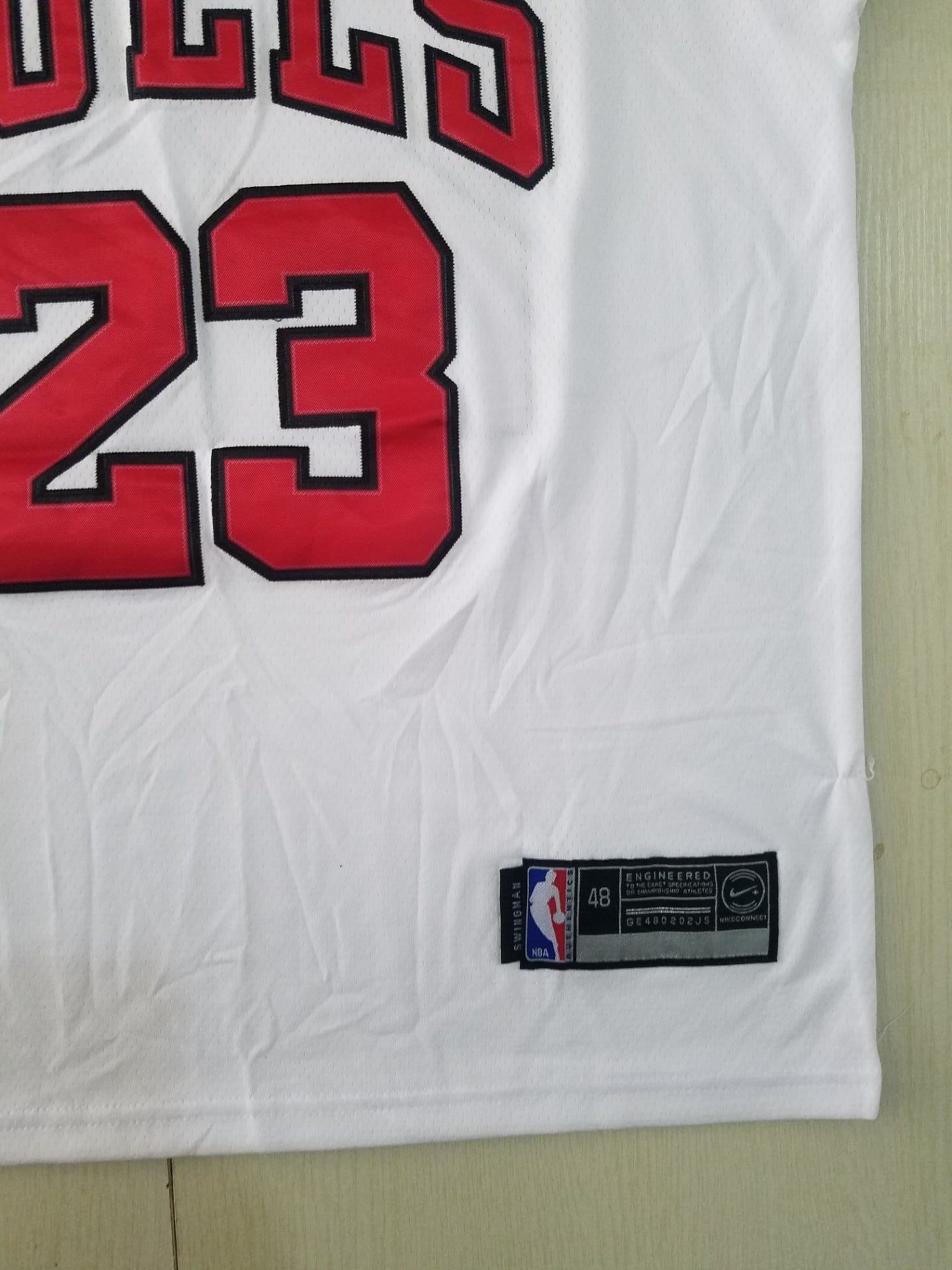 Men's Chicago Bulls Michael Jordan #23 White Fast Break Replica Player Jersey