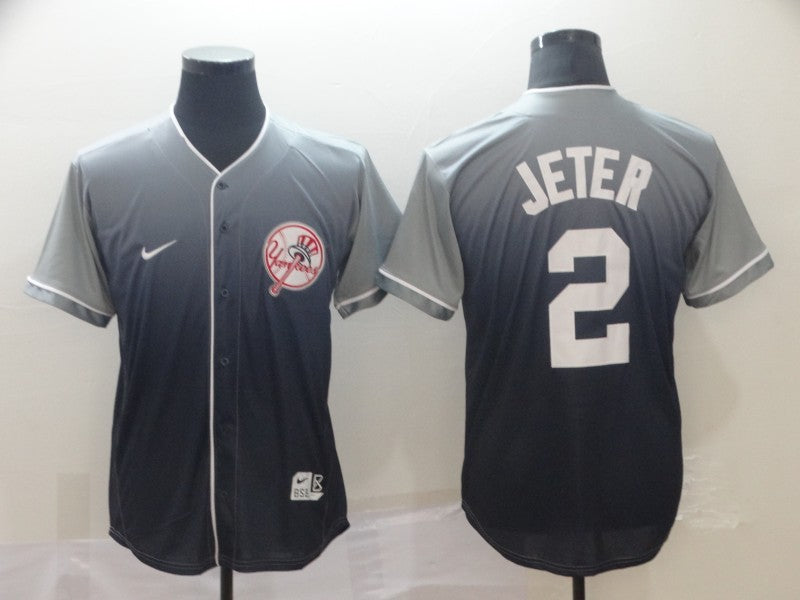 Men's New York Yankees Derek Jeter #2 Gray Stitched Jersey