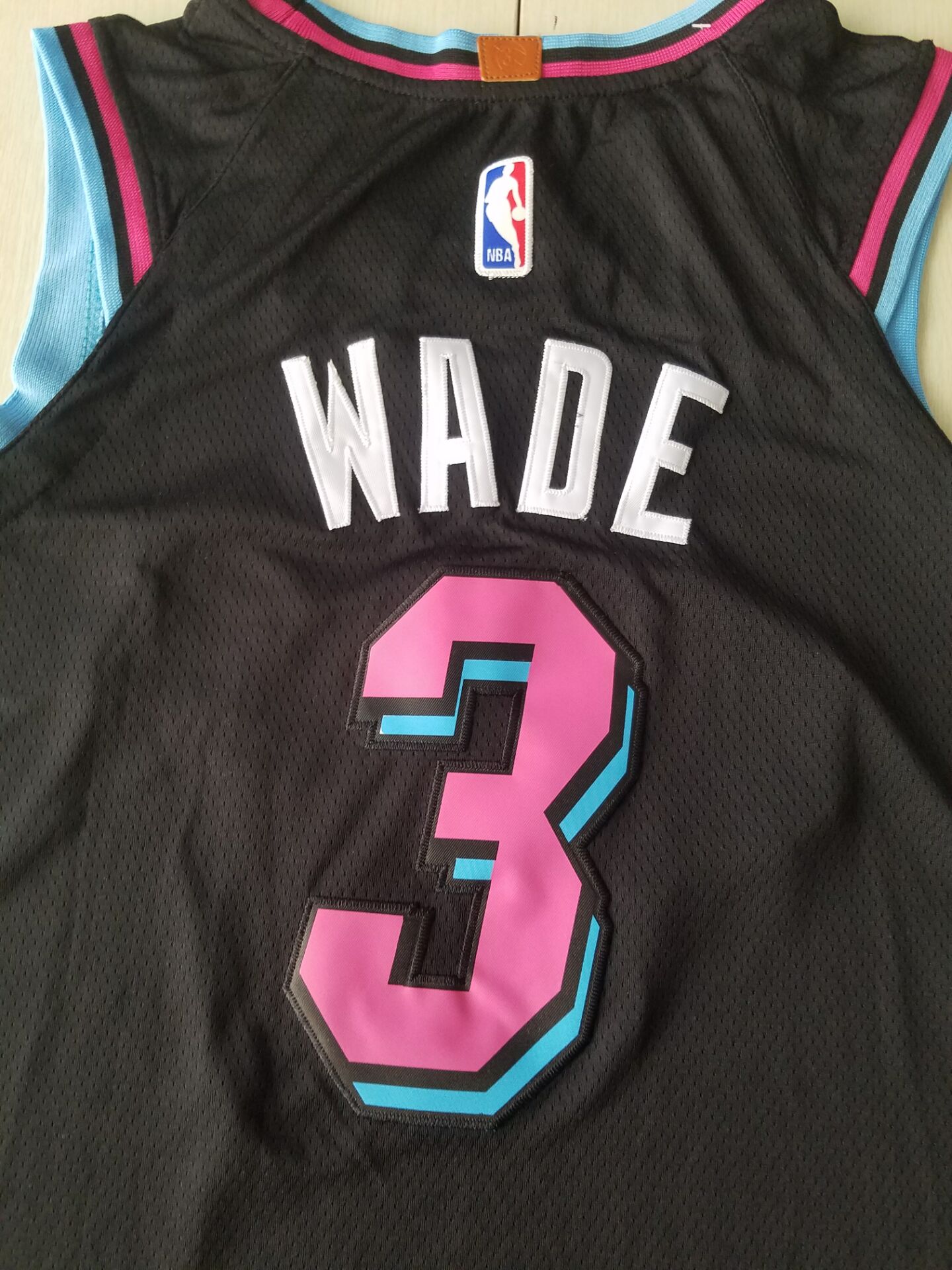 Men's Miami Heat Dwyane Wade #3 Black Swingman Player Jersey