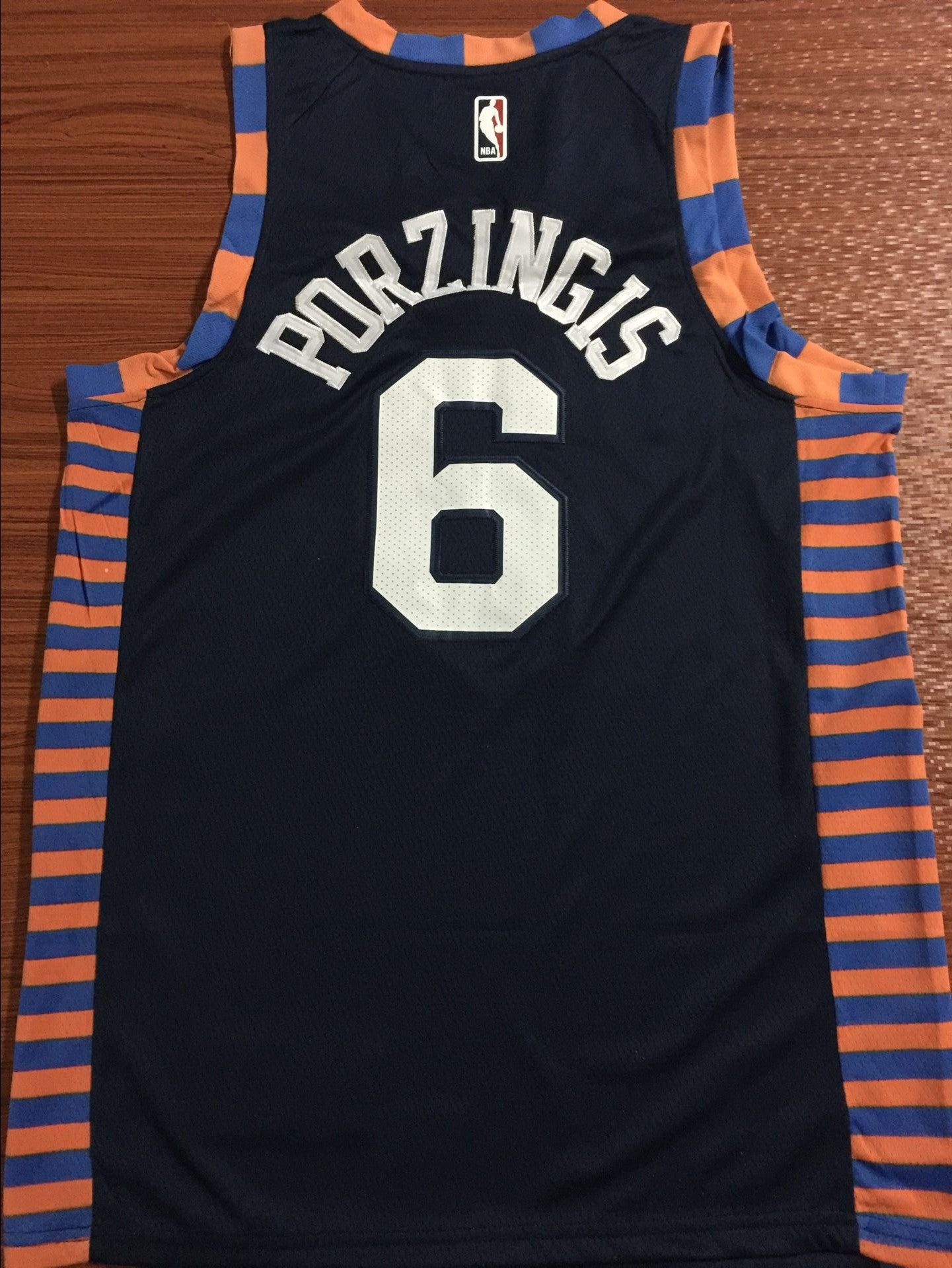 Men's New York Knicks Kristaps Porzingis #6 NBA Black Swingman Jersey