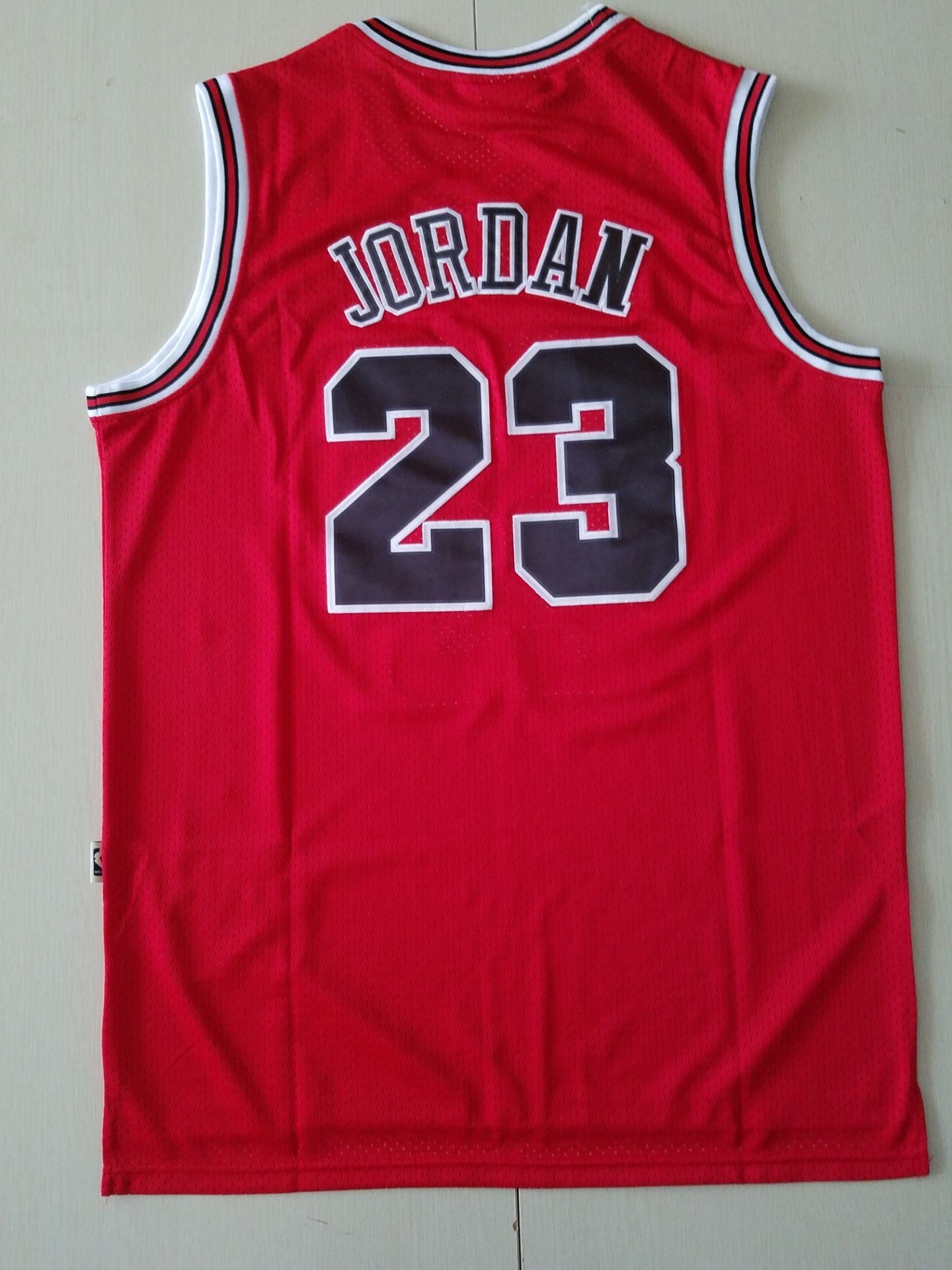 Men's Chicago Bulls Michael Jordan 1996-97 Hardwood Classics Swingman Jersey