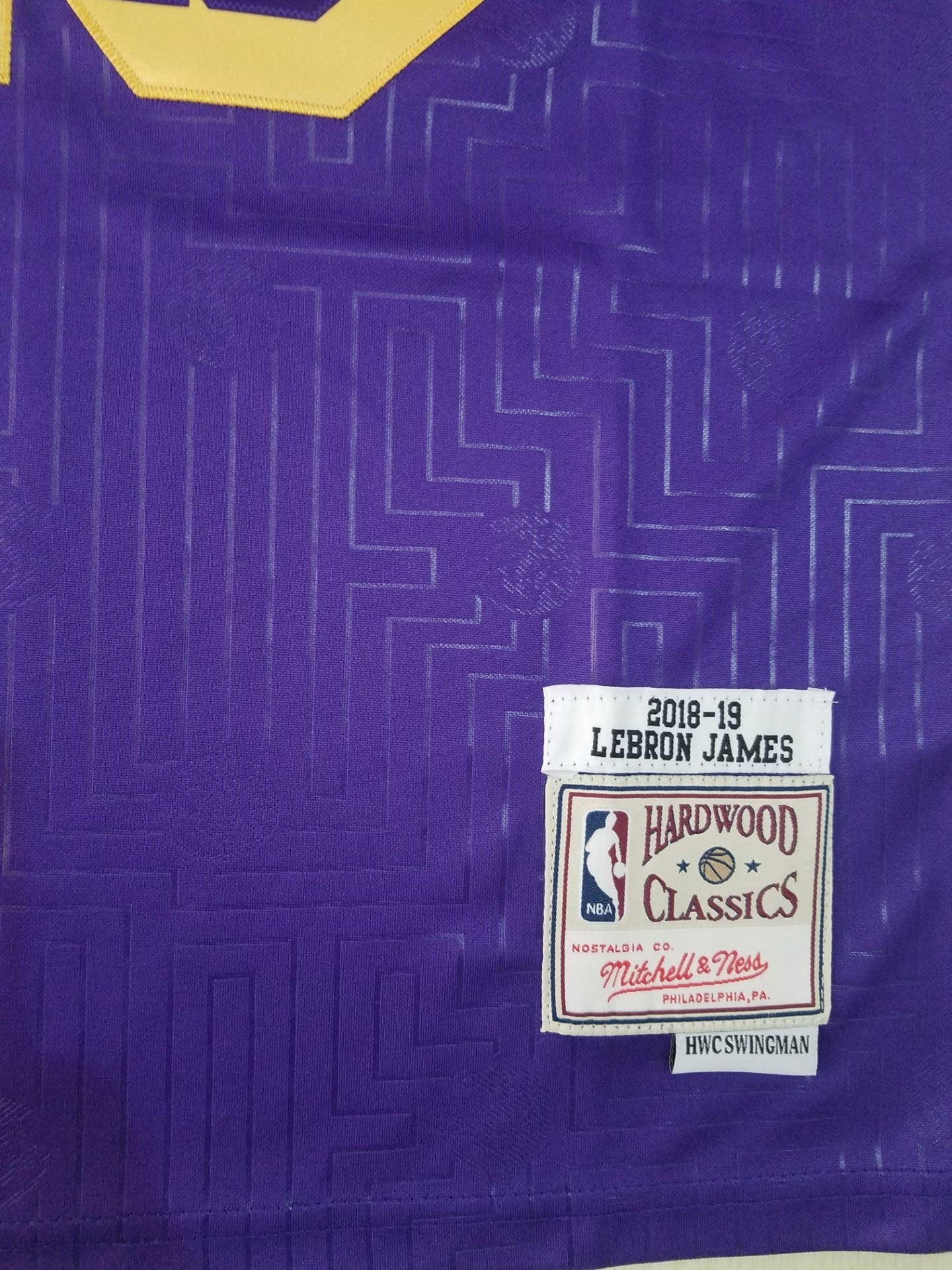 Men's Los Angeles Lakers LeBron James 2018-19 Hardwood Classics Swingman Jersey