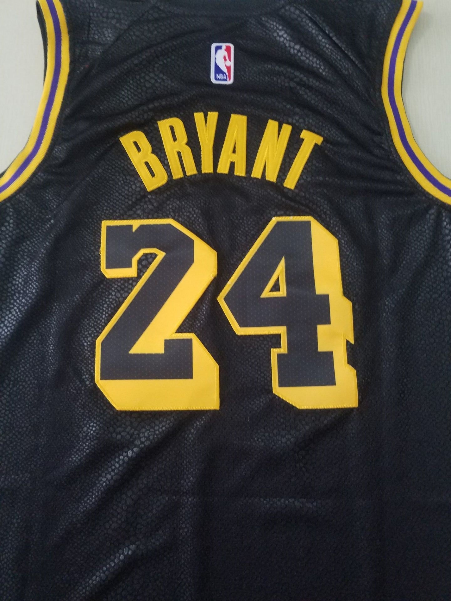 Men's Los Angeles Lakers Kobe Bryant #24 Black City Edition Swingman Jersey