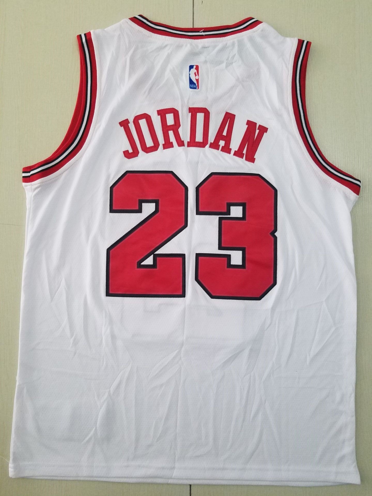 Men's Chicago Bulls Michael Jordan #23 White Fast Break Replica Player Jersey