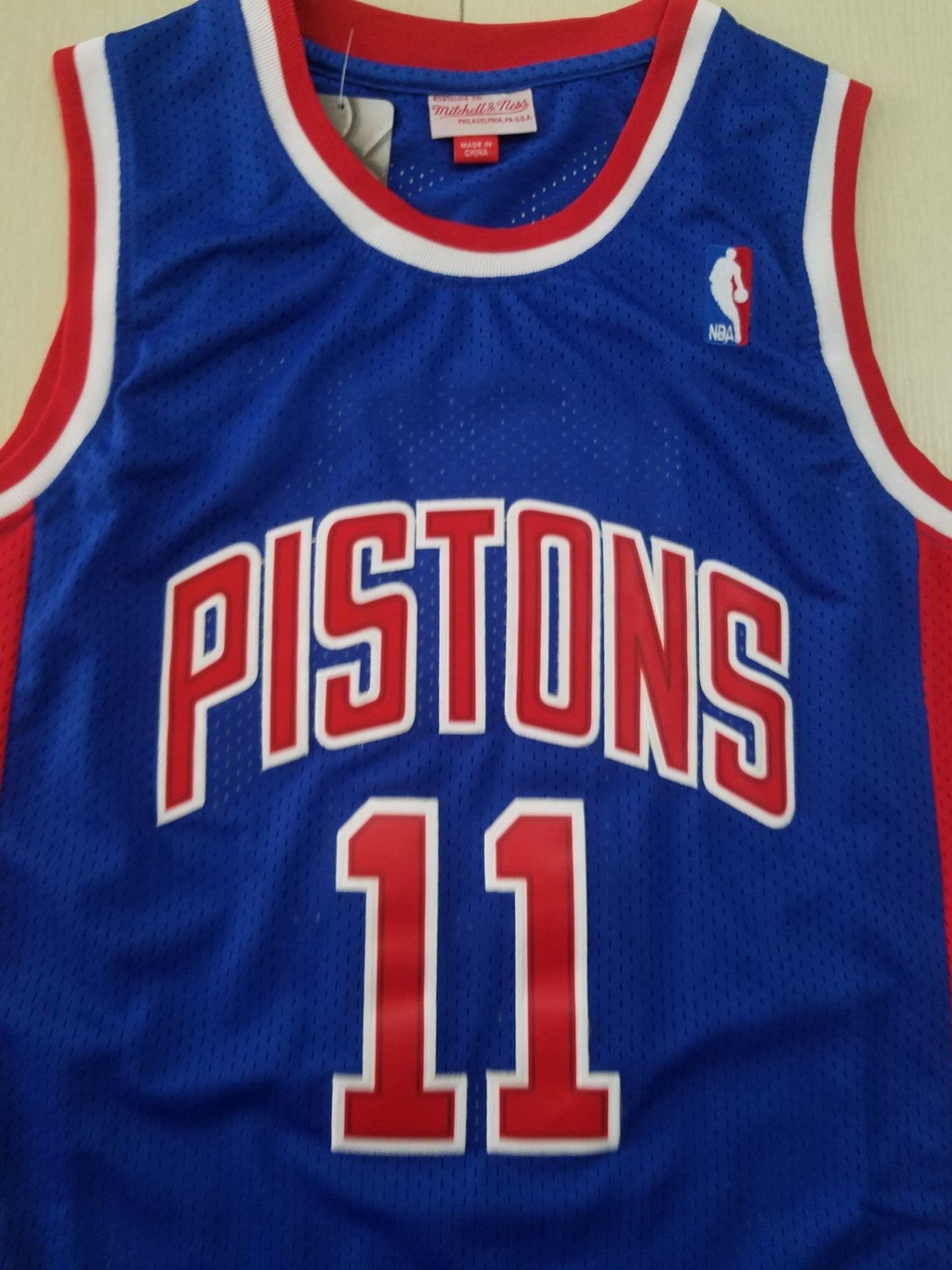 Men's Detroit Pistons Isiah Thomas 1988-89 Hardwood Classics Swingman Jersey