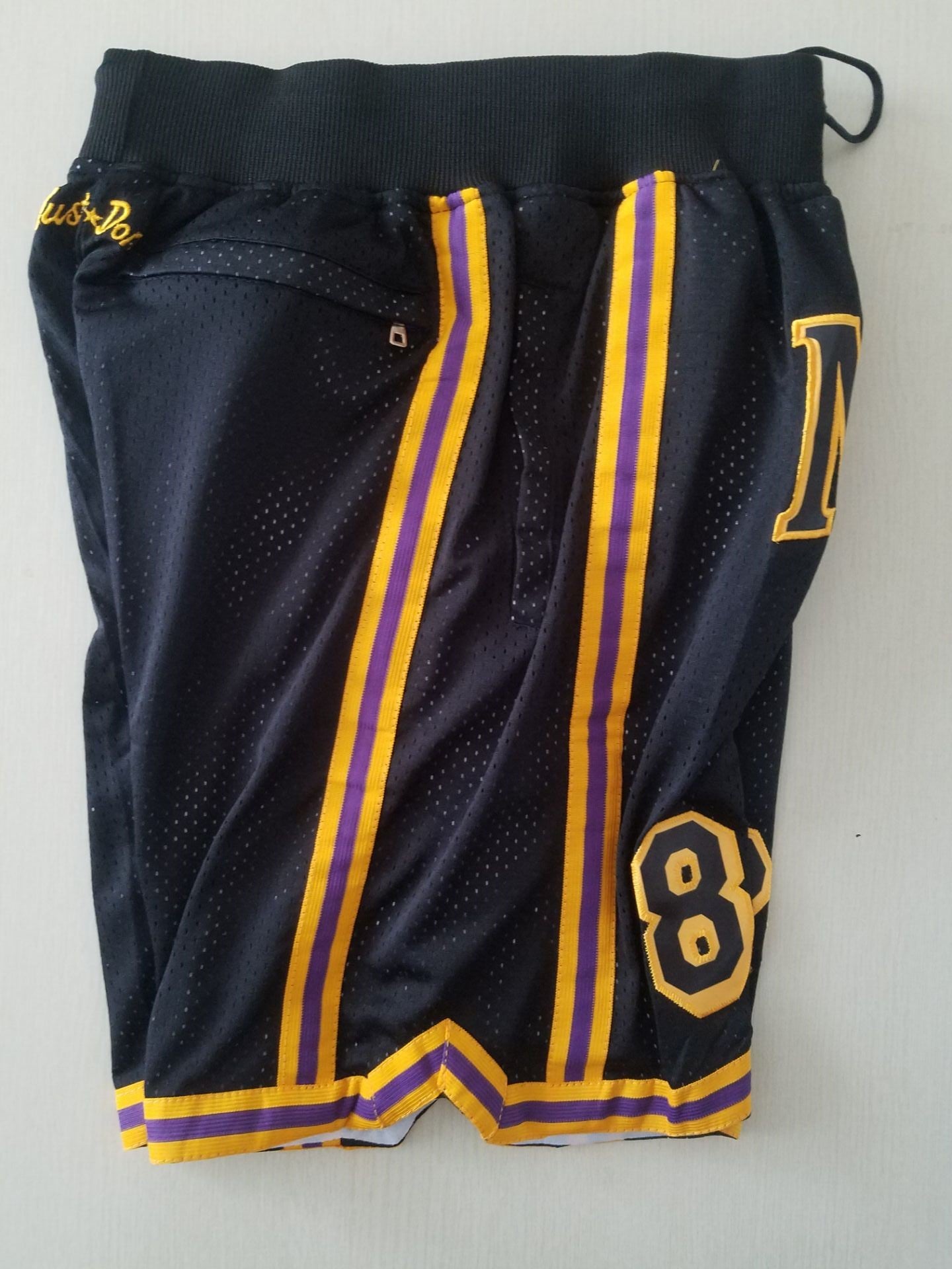 MEN?¡¥S LOS ANGELES LAKERS MAMBA Black BASKETBALL SHORTS