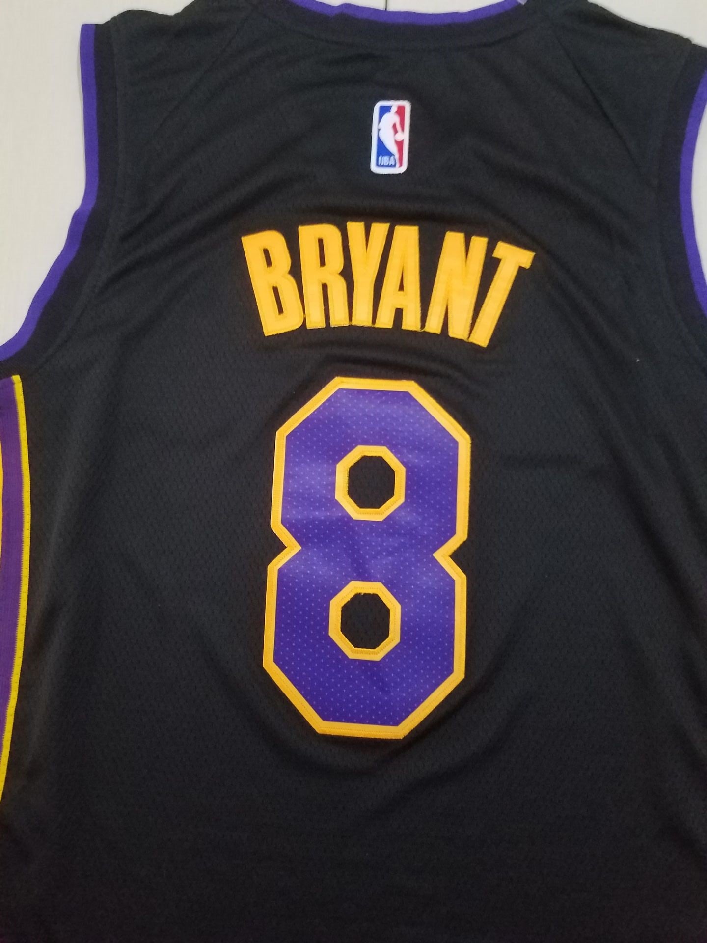 Men's Los Angeles Lakers Kobe Bryant Black #8 Swingman Player Jersey