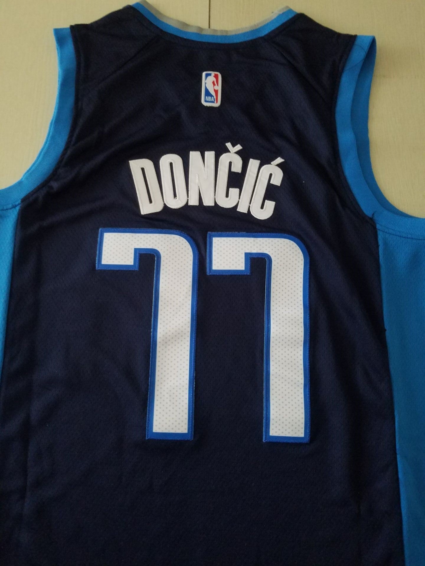 Men's Dallas Mavericks Luka Doncic #77 Navy 2020/21 Swingman Player Jersey