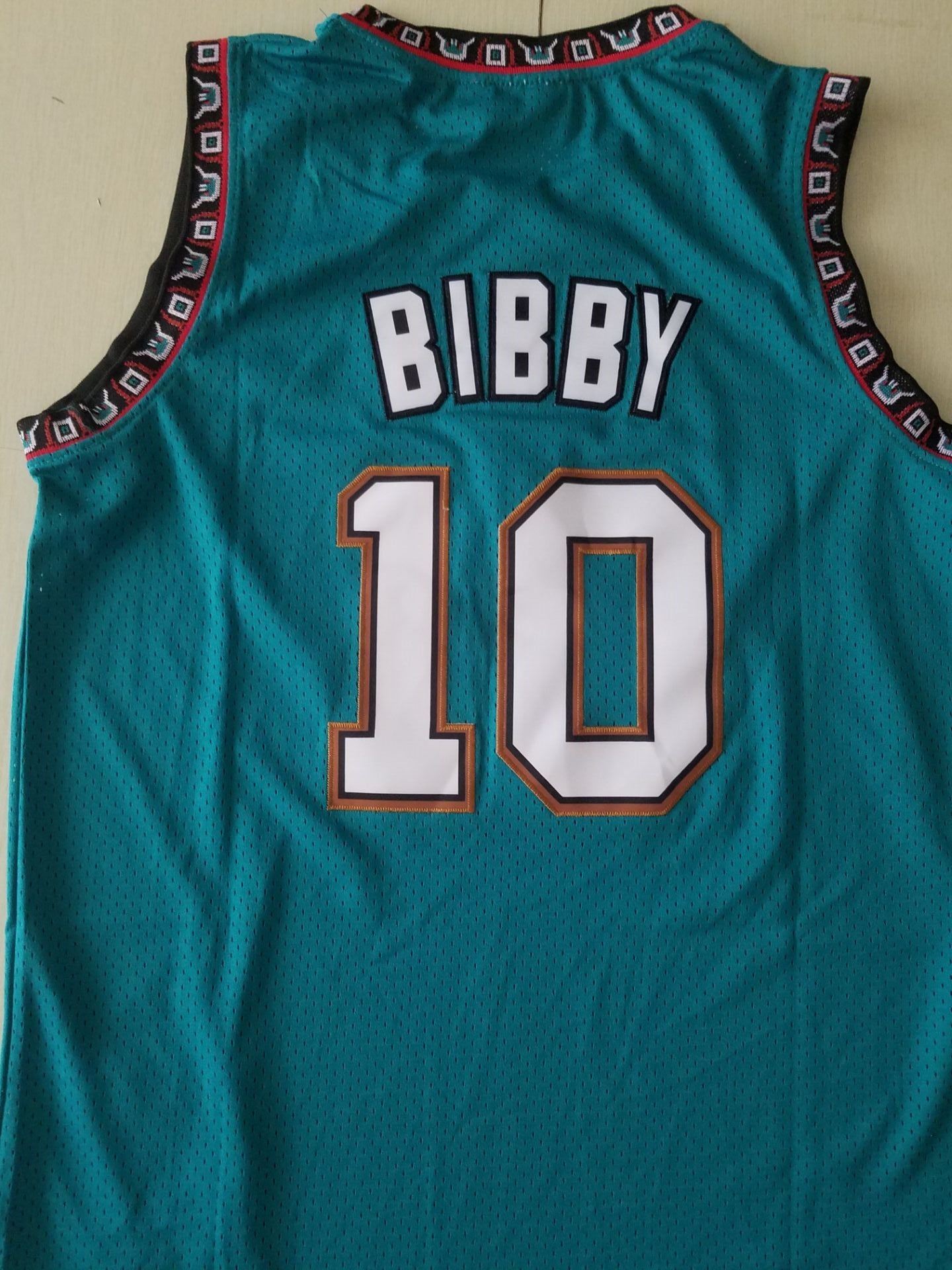 Men's Memphis Grizzlies Mike Bibby #10 Green Classics Swingman Jersey