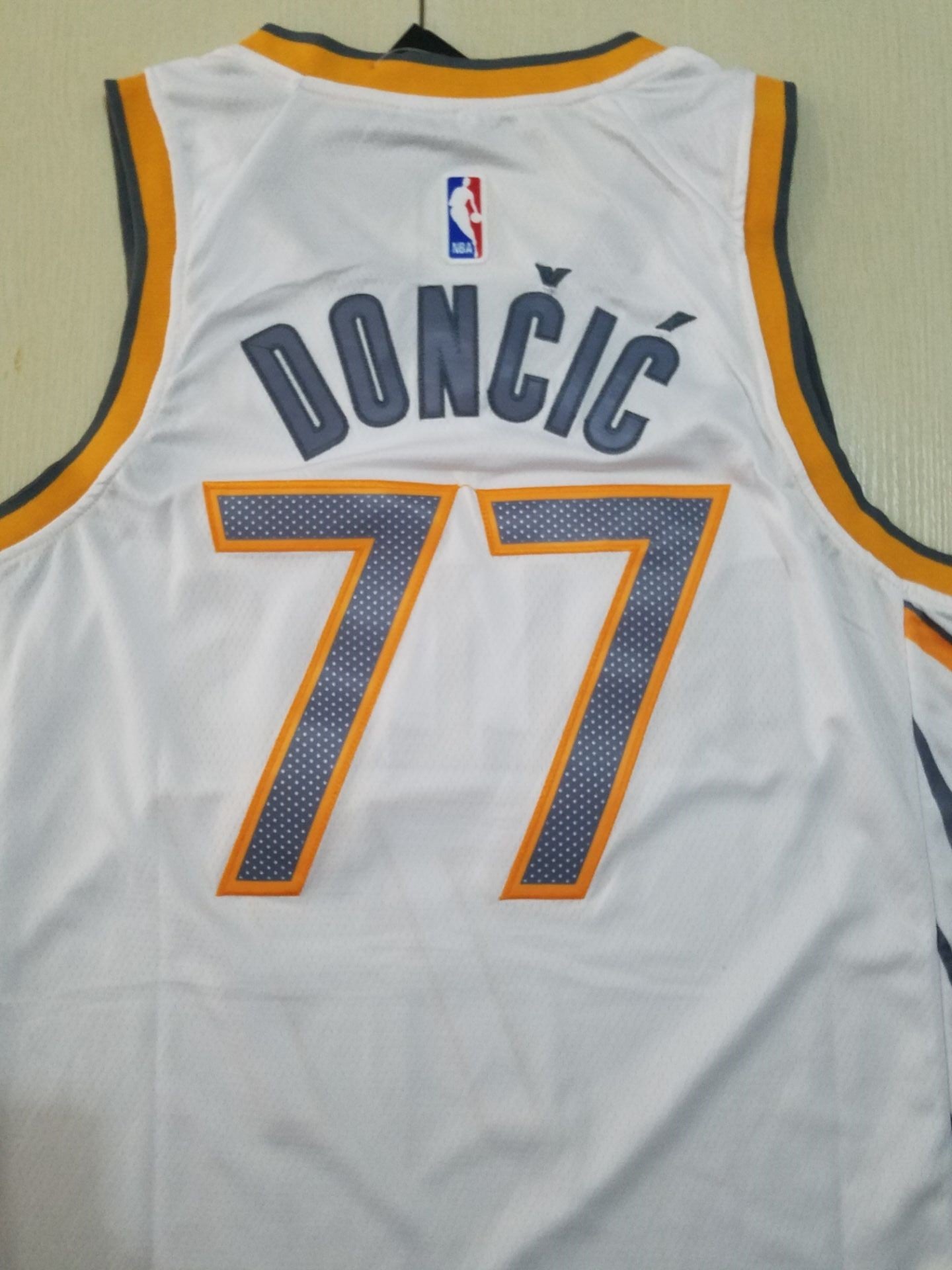 Men's Dallas Mavericks Luka Doncic White 2020/21 Swingman Jersey - City Edition